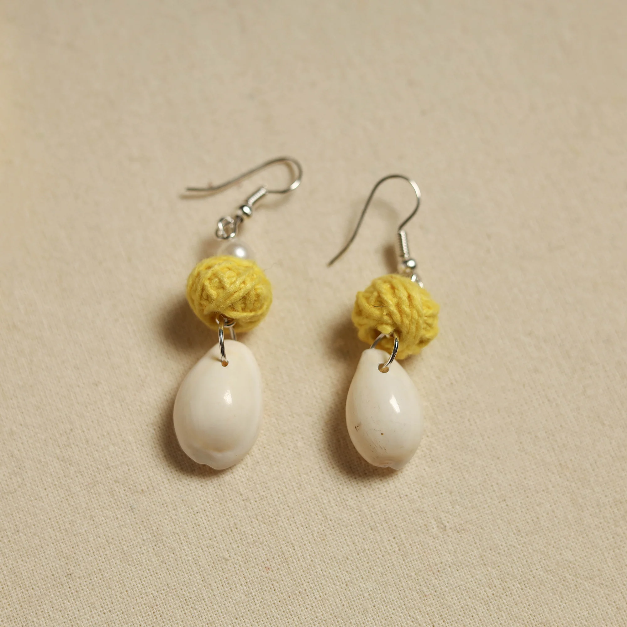 Handcrafted Thread Beads Shell Work Necklace Set 09 - Image 3