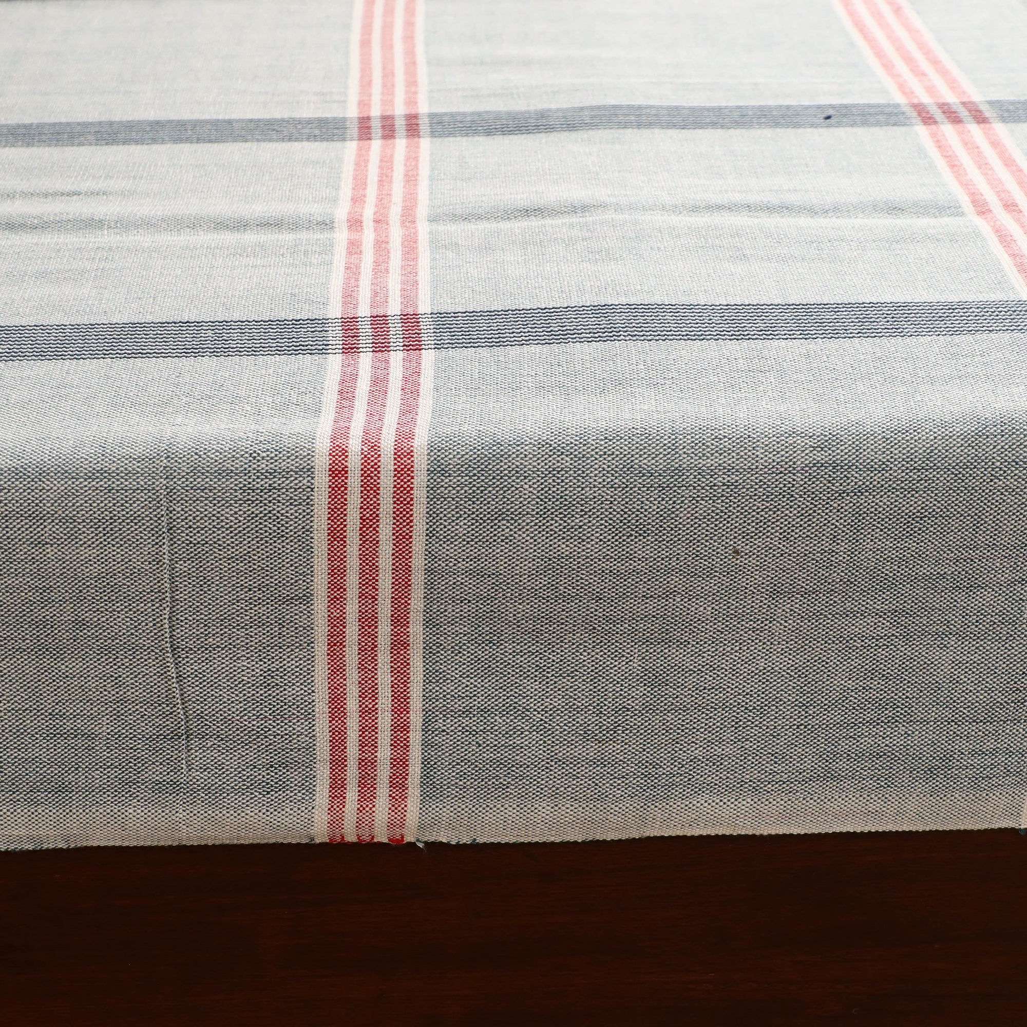 Handloom Cotton Double Bedsheet (108 x 90 in) 139 - Image 4