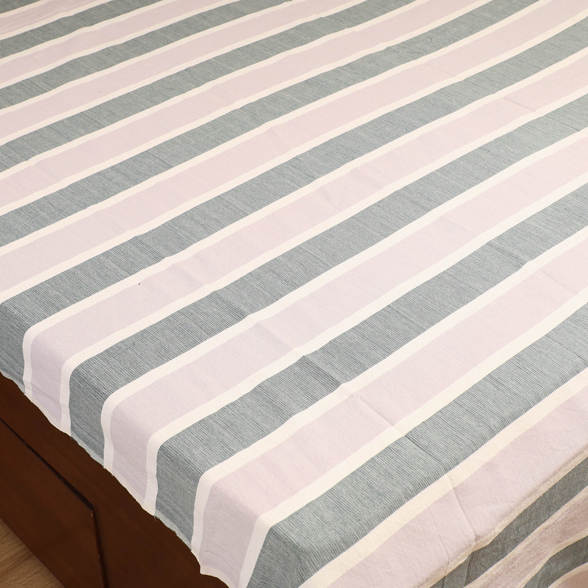 Handloom Cotton Double Bedsheet (108 x 90 in) 14 - Image 2