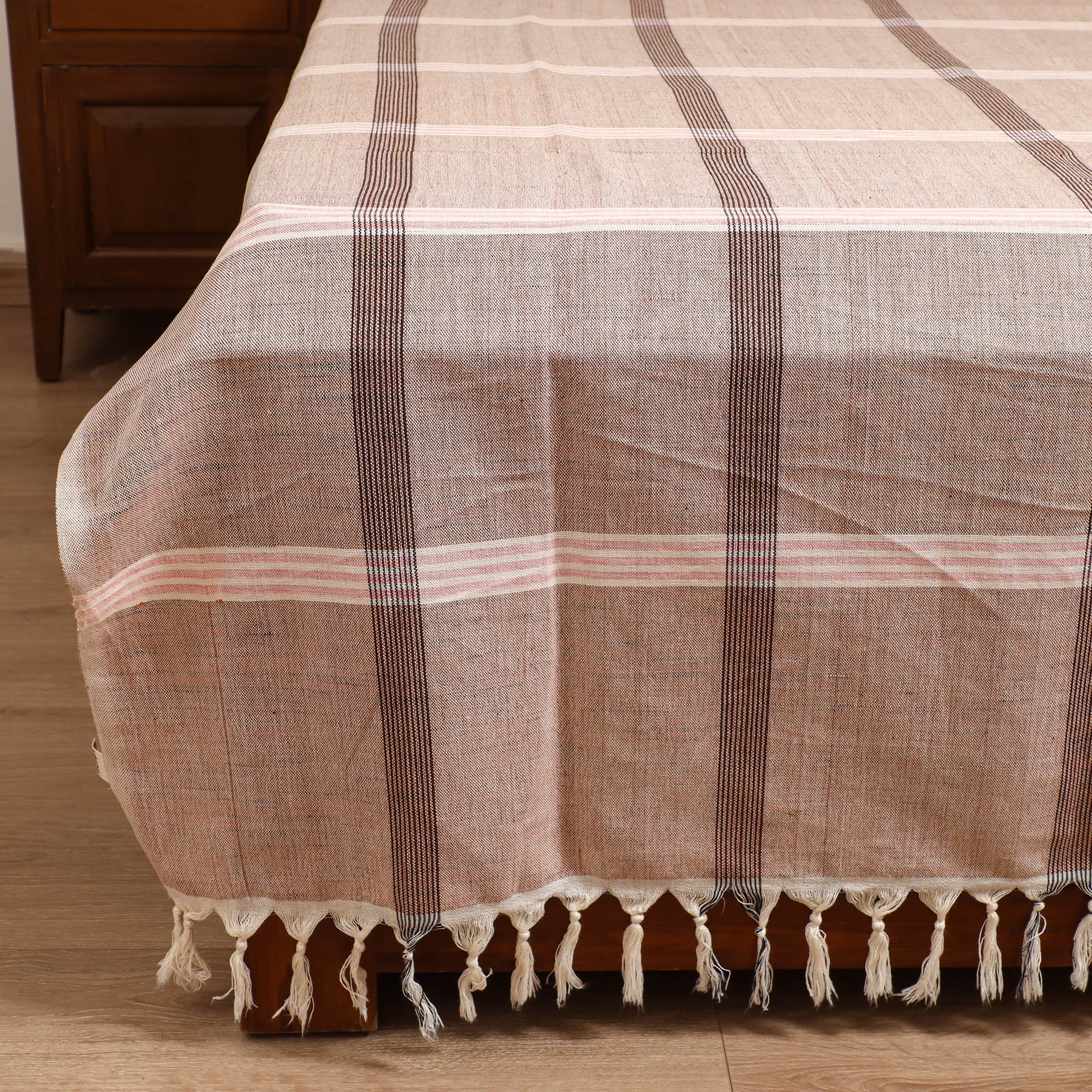Handloom Cotton Double Bedsheet (108 x 90 in) 140 - Image 3