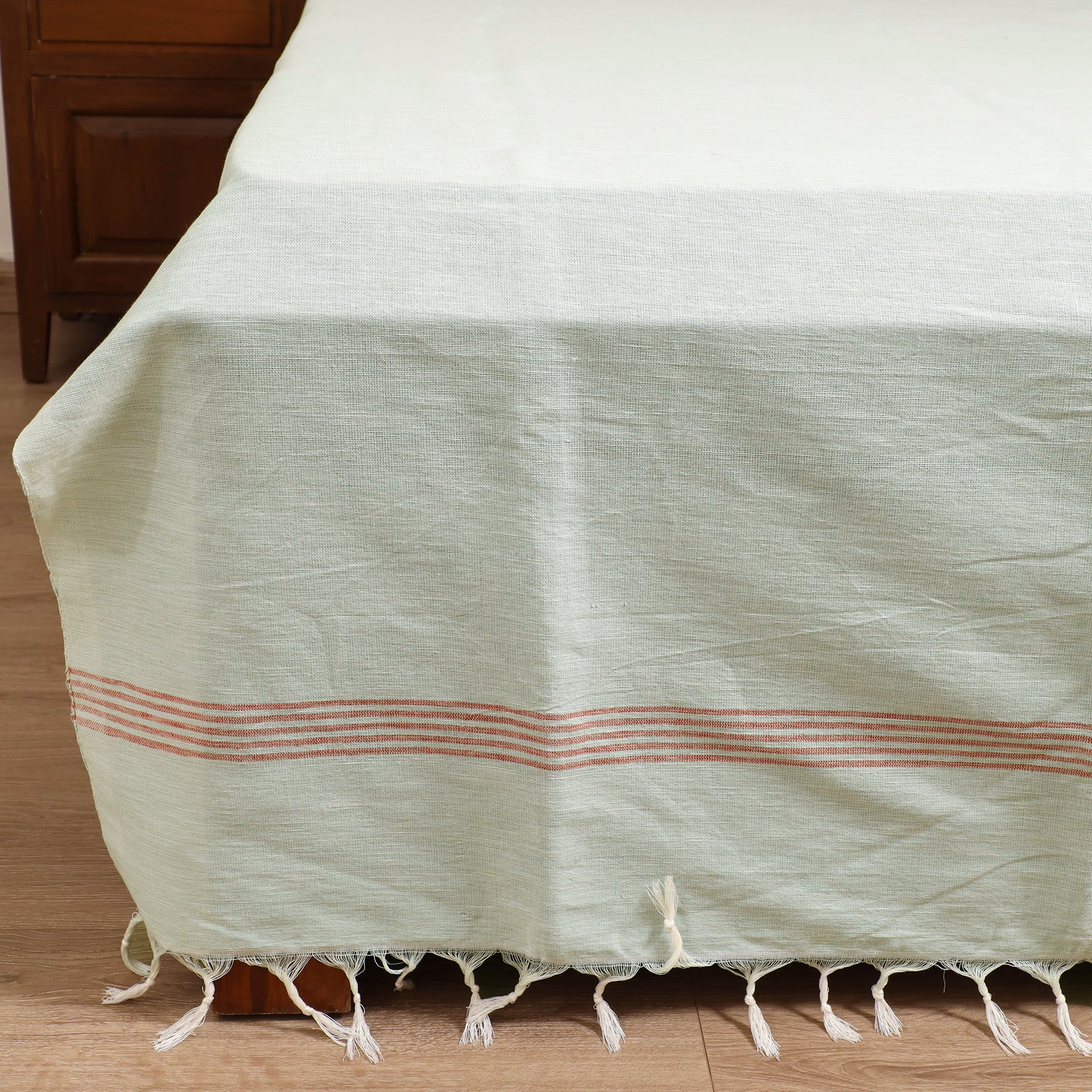 Handloom Cotton Double Bedsheet (108 x 90 in) 143 - Image 3