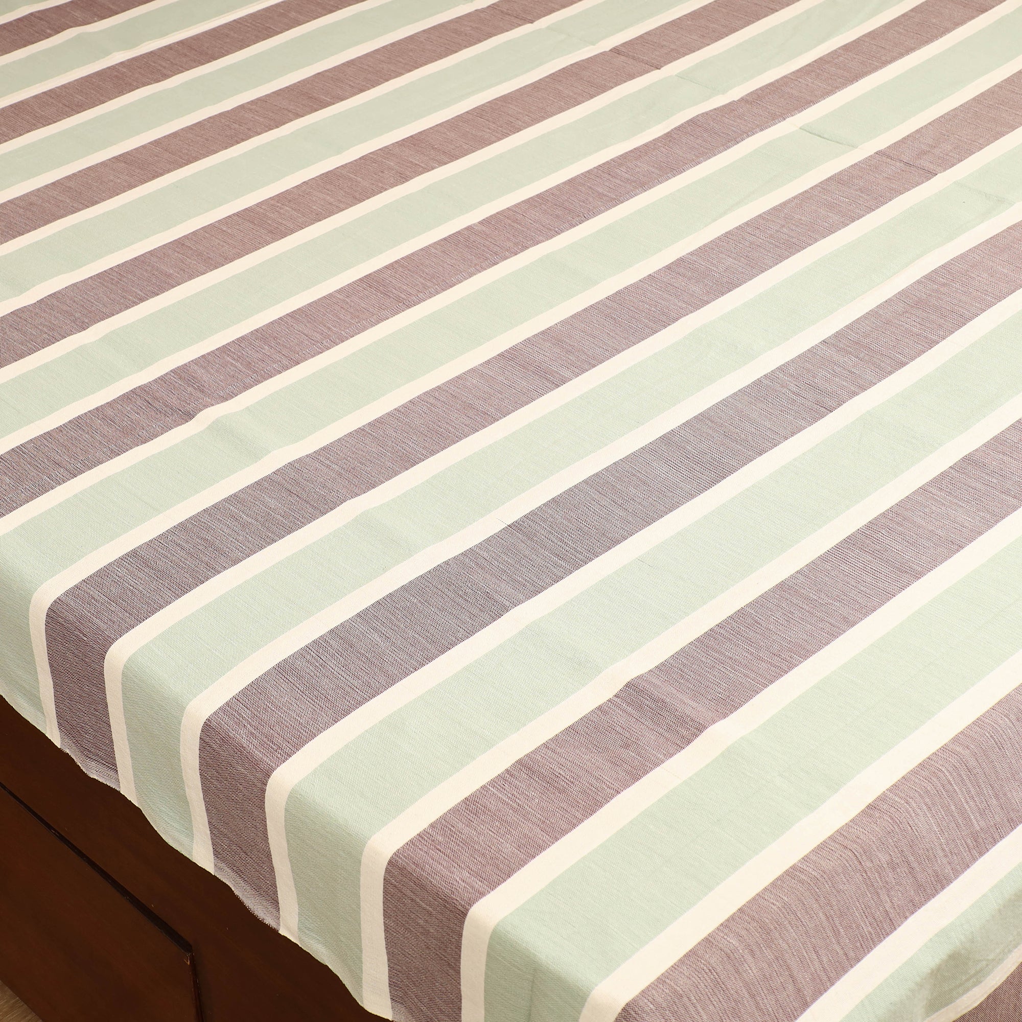 Handloom Cotton Double Bedsheet (108 x 90 in) 37 - Image 2