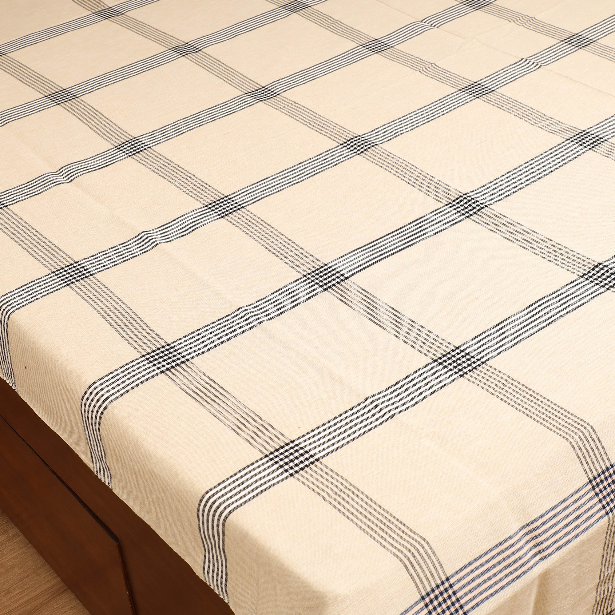 Handloom Cotton Double Bedsheet (108 x 90 in) 53 - Image 2