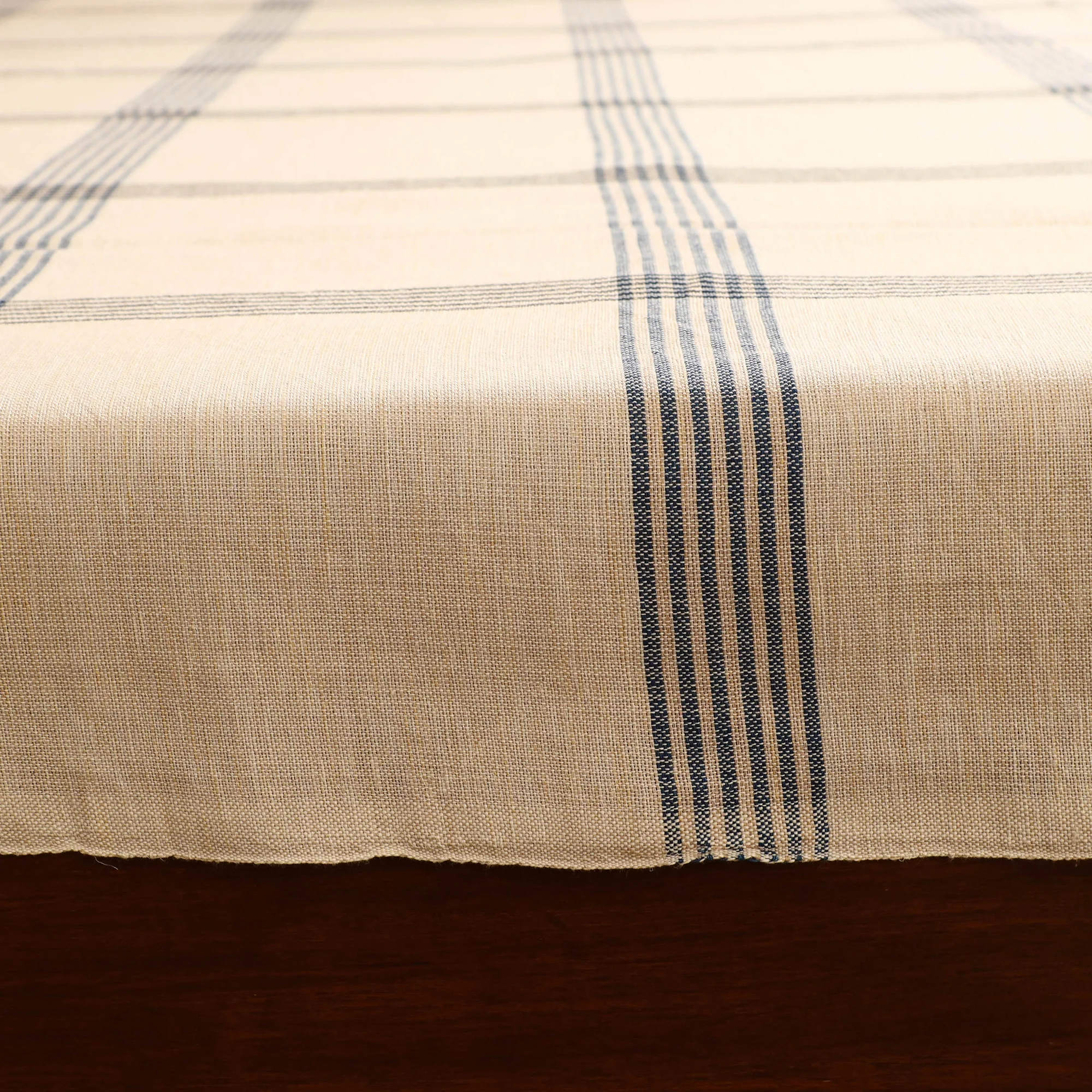 Handloom Cotton Double Bedsheet (108 x 90 in) 54 - Image 4