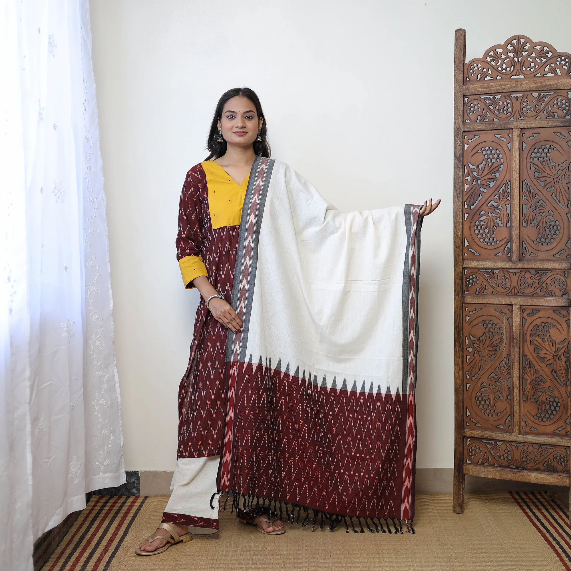 Maroon - Handloom Cotton Pochampally Ikat Kurta Set 16 - Image 2
