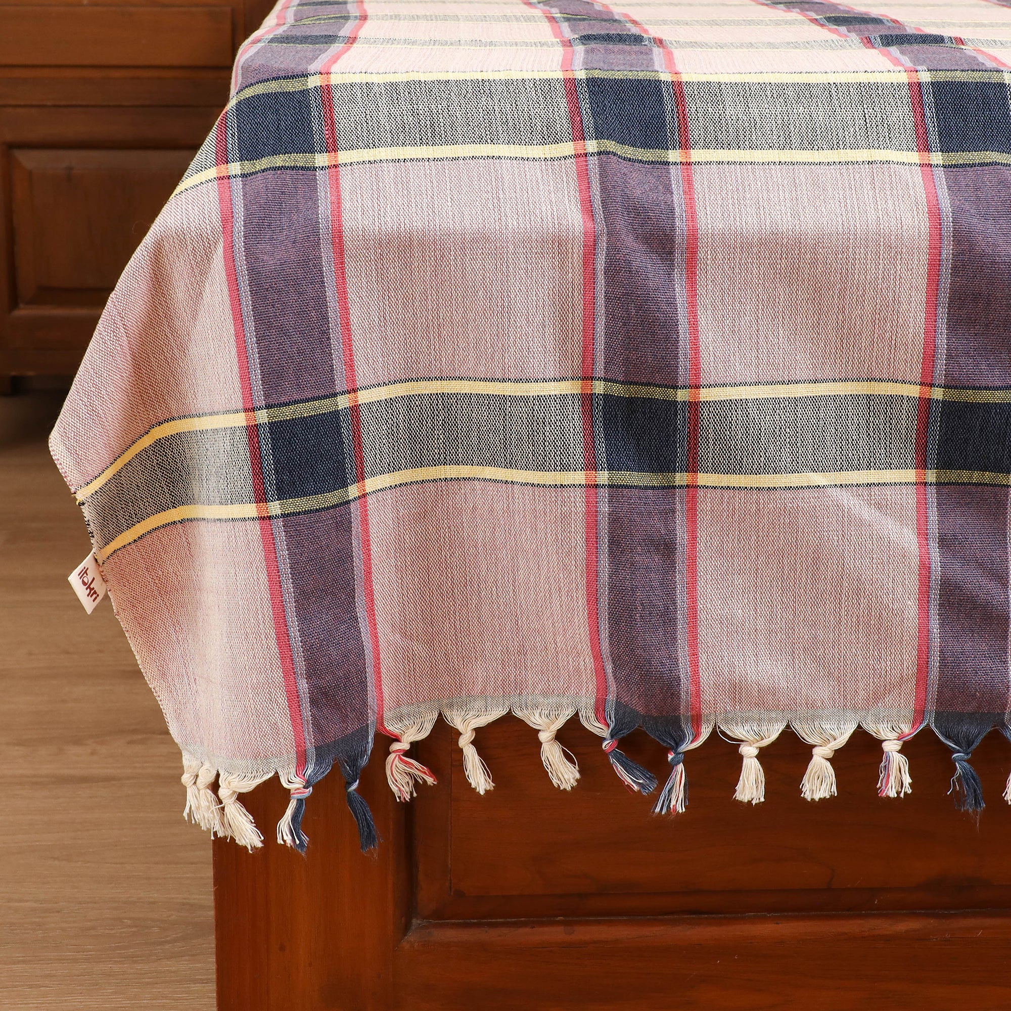 Handloom Cotton Single Bedsheet (90 x 60 in) 199 - Image 4