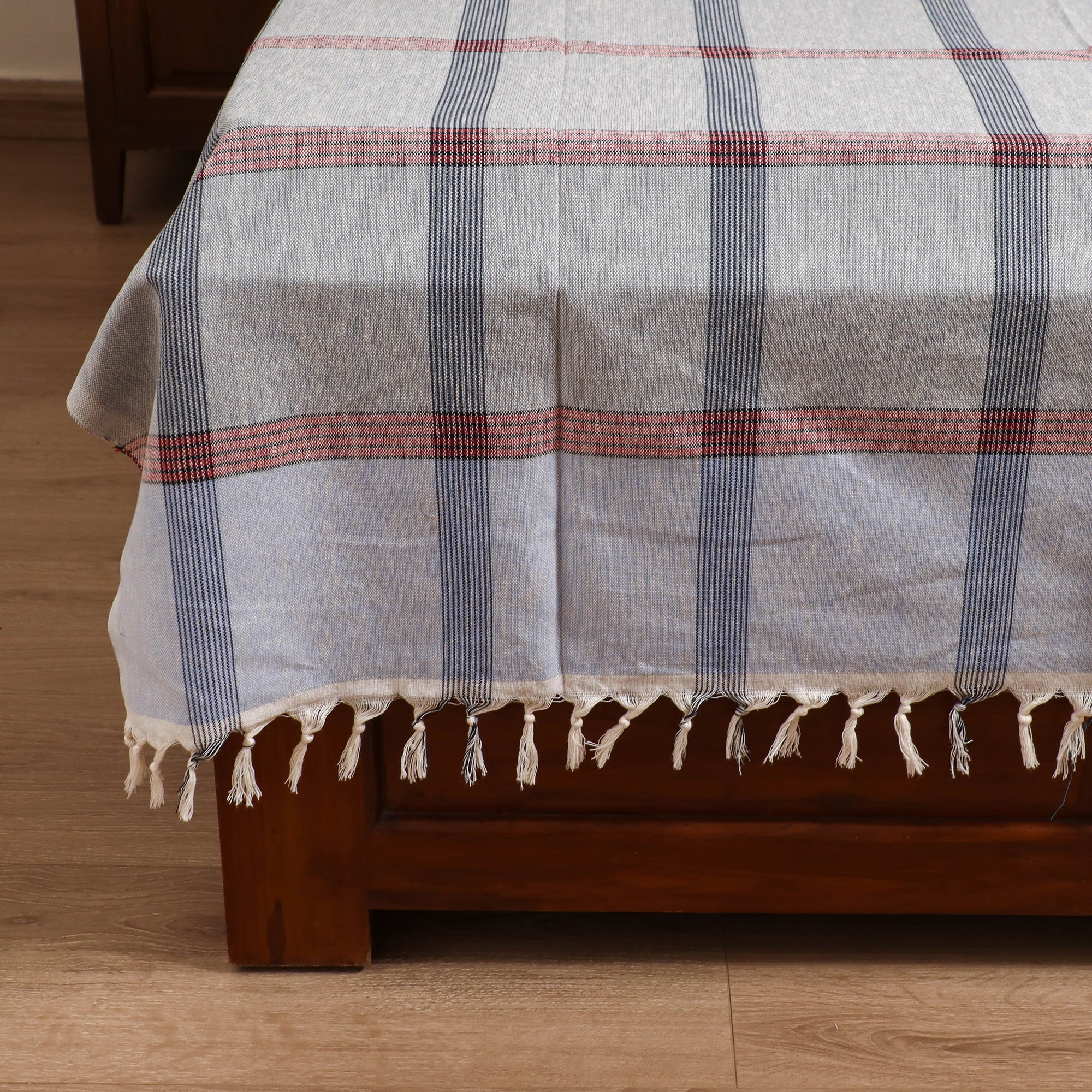 Handloom Cotton Single Bedsheet (90 x 60 in) 251 - Image 4