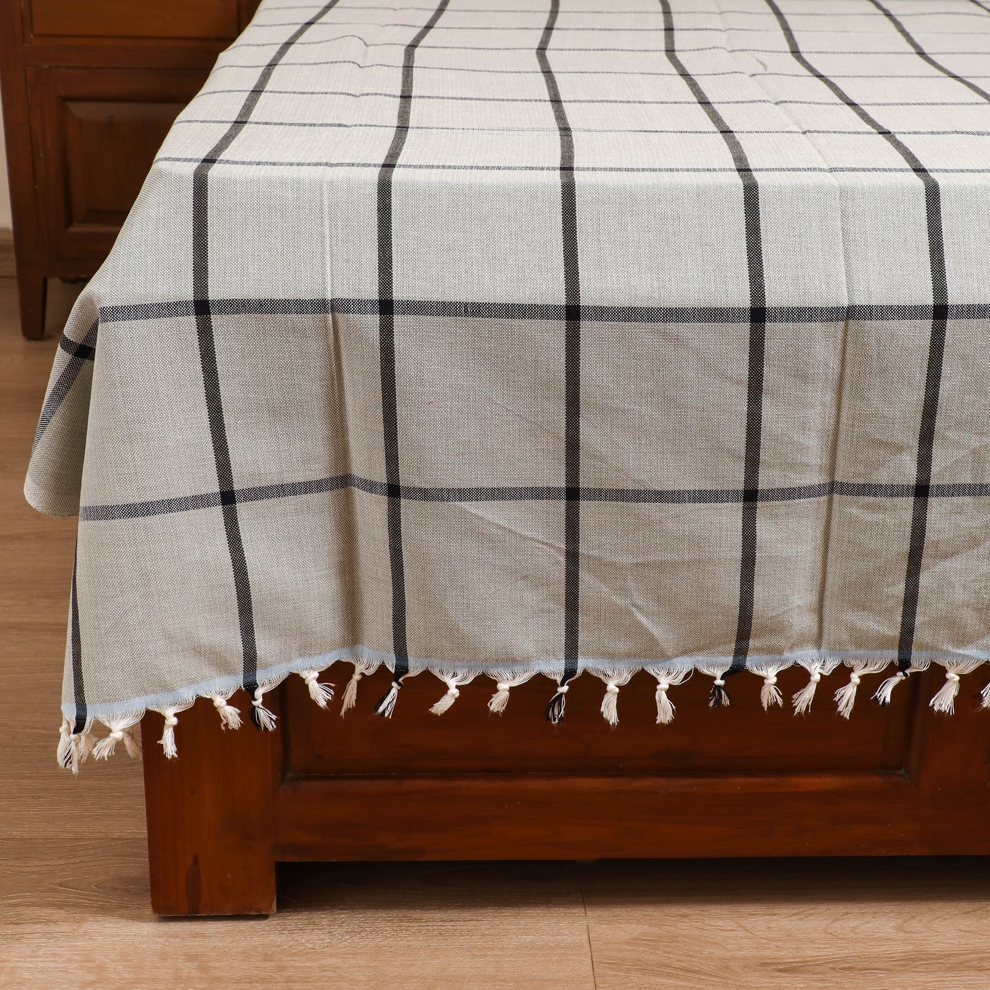 Handloom Cotton Single Bedsheet (90 x 60 in) 322 - Image 4