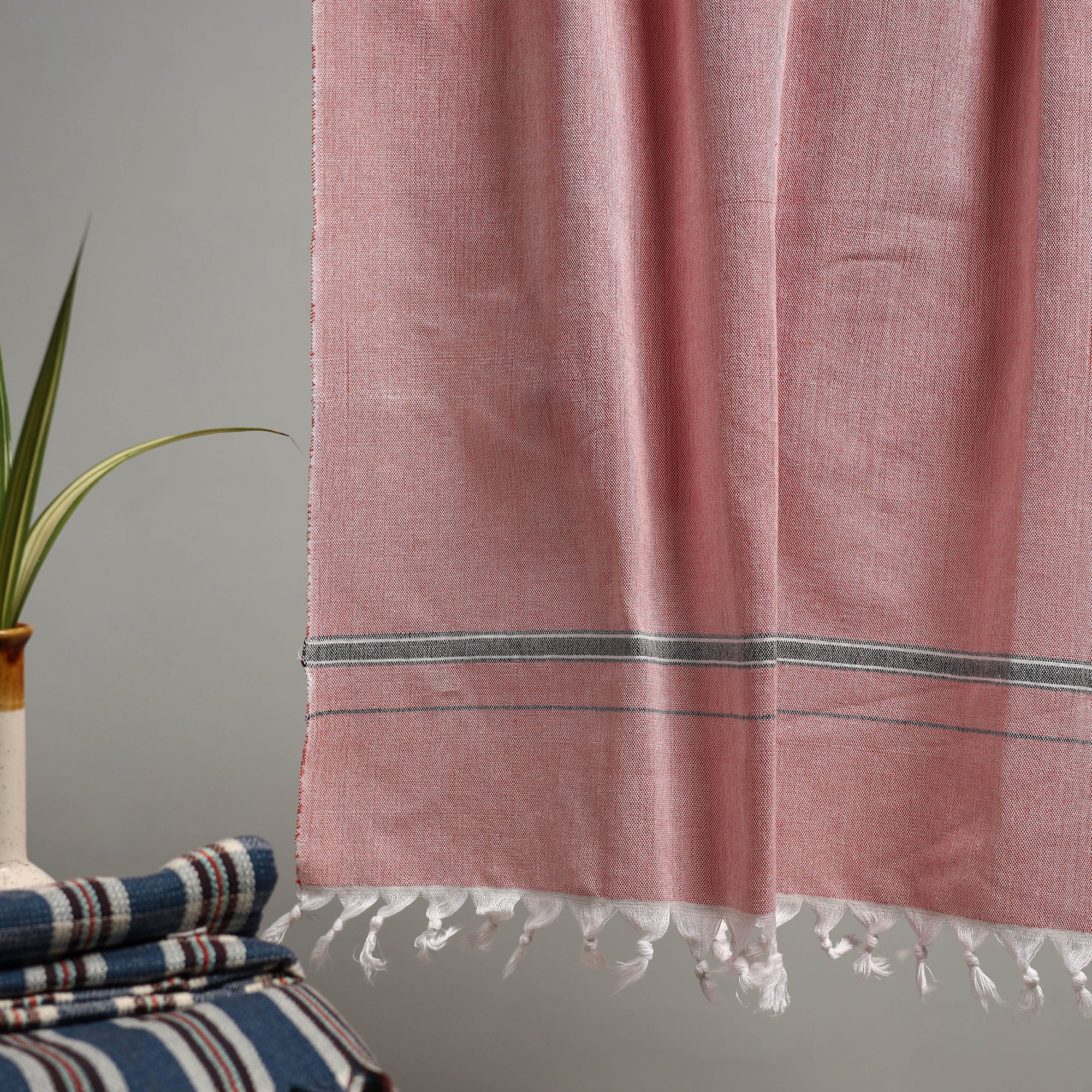Handloom Fine Cotton Bath Towel 33 - Image 3