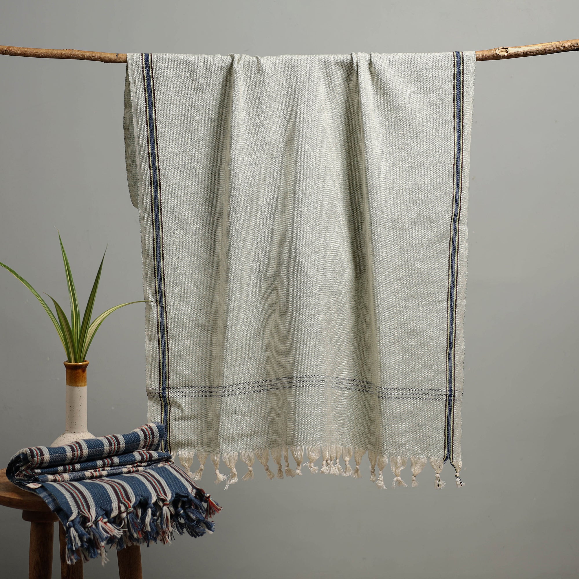Handloom Fine Cotton Checks Bath Towel  59