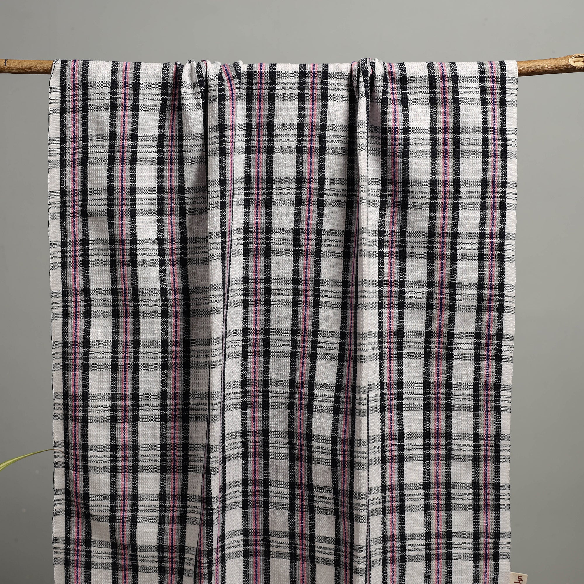 Handloom Fine Cotton Checks Bath Towel  69 - Image 2