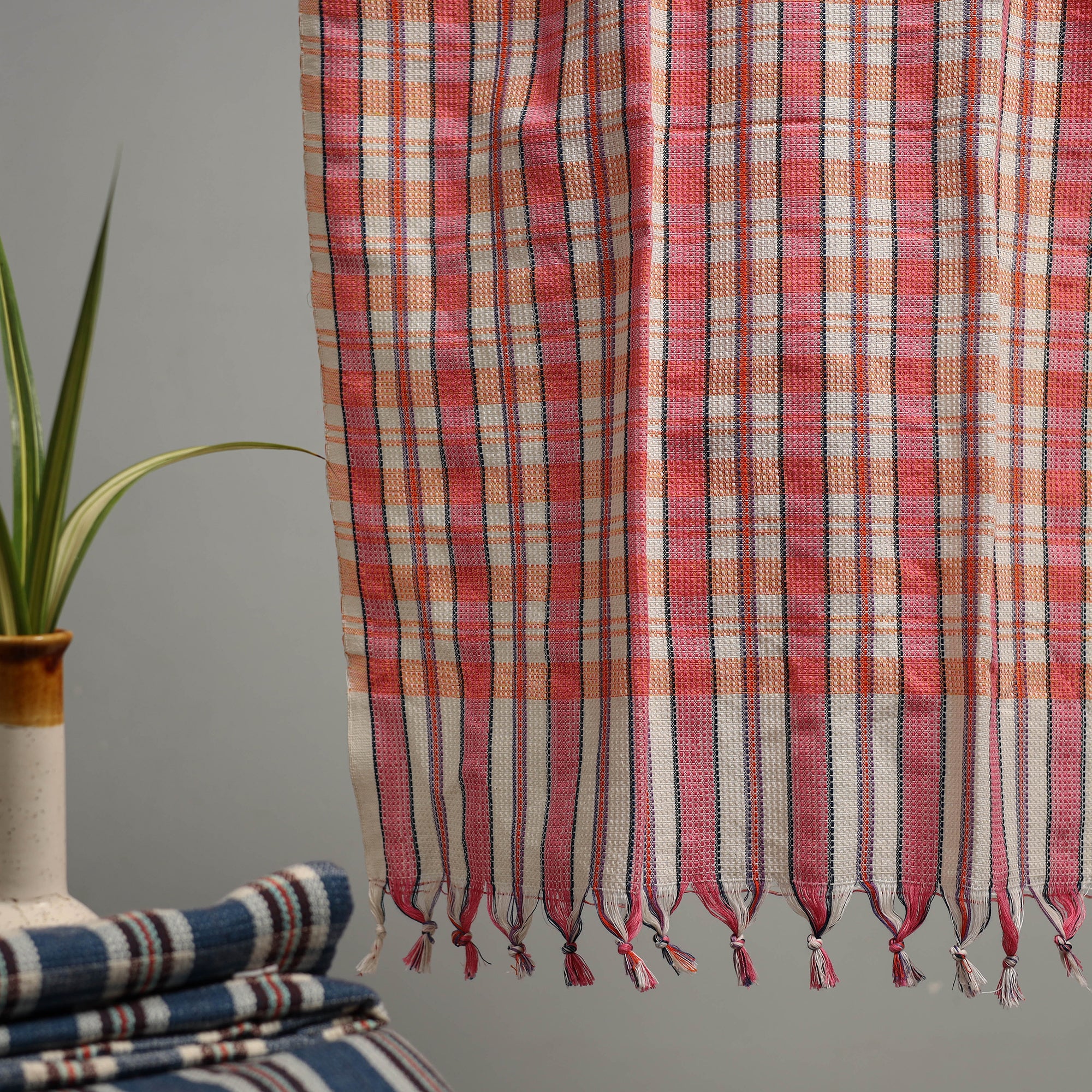 Handloom Fine Cotton Checks Bath Towel  82 - Image 3