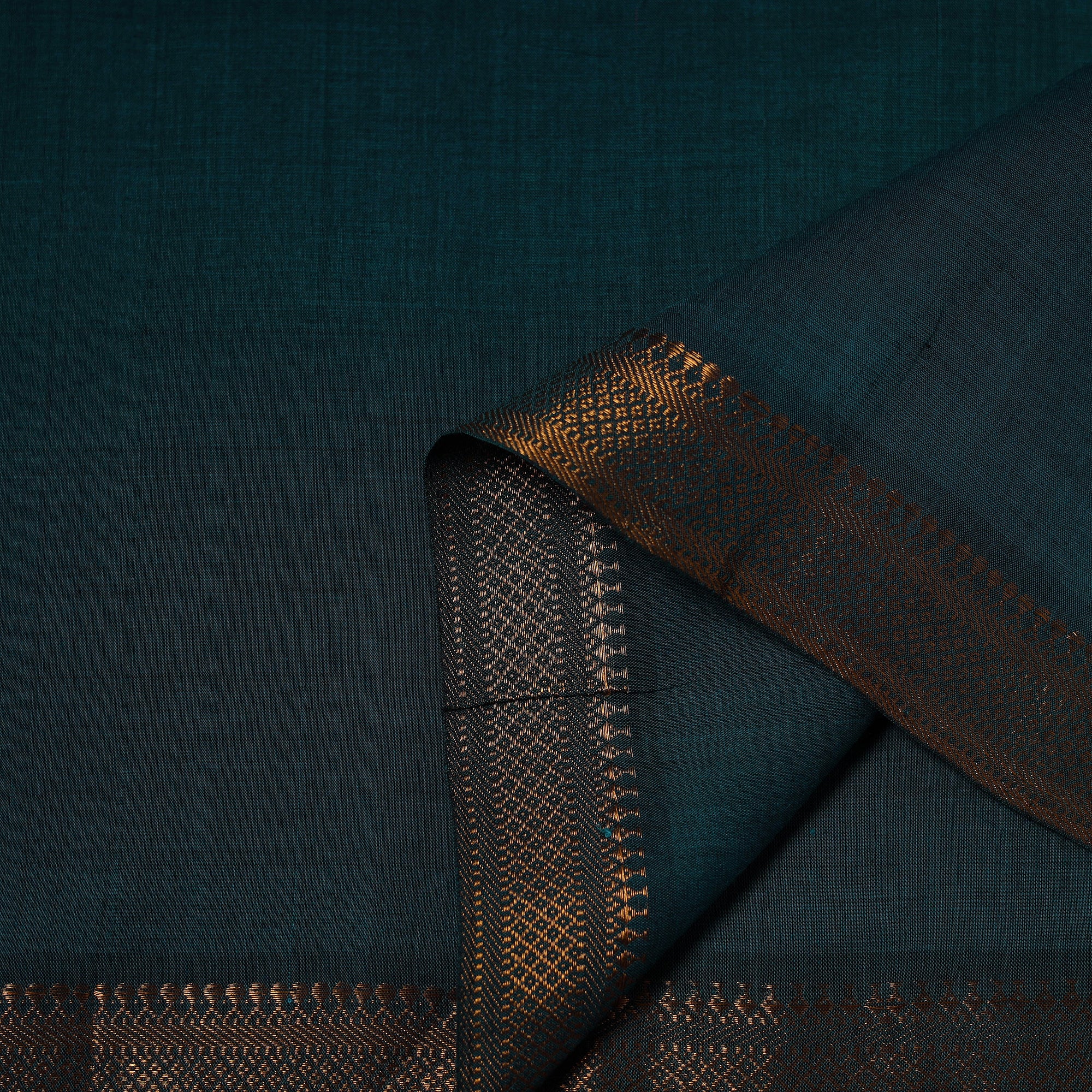 Handloom Mangalagiri Cotton Fabric with Nizam Zari Border 44 - Image 3