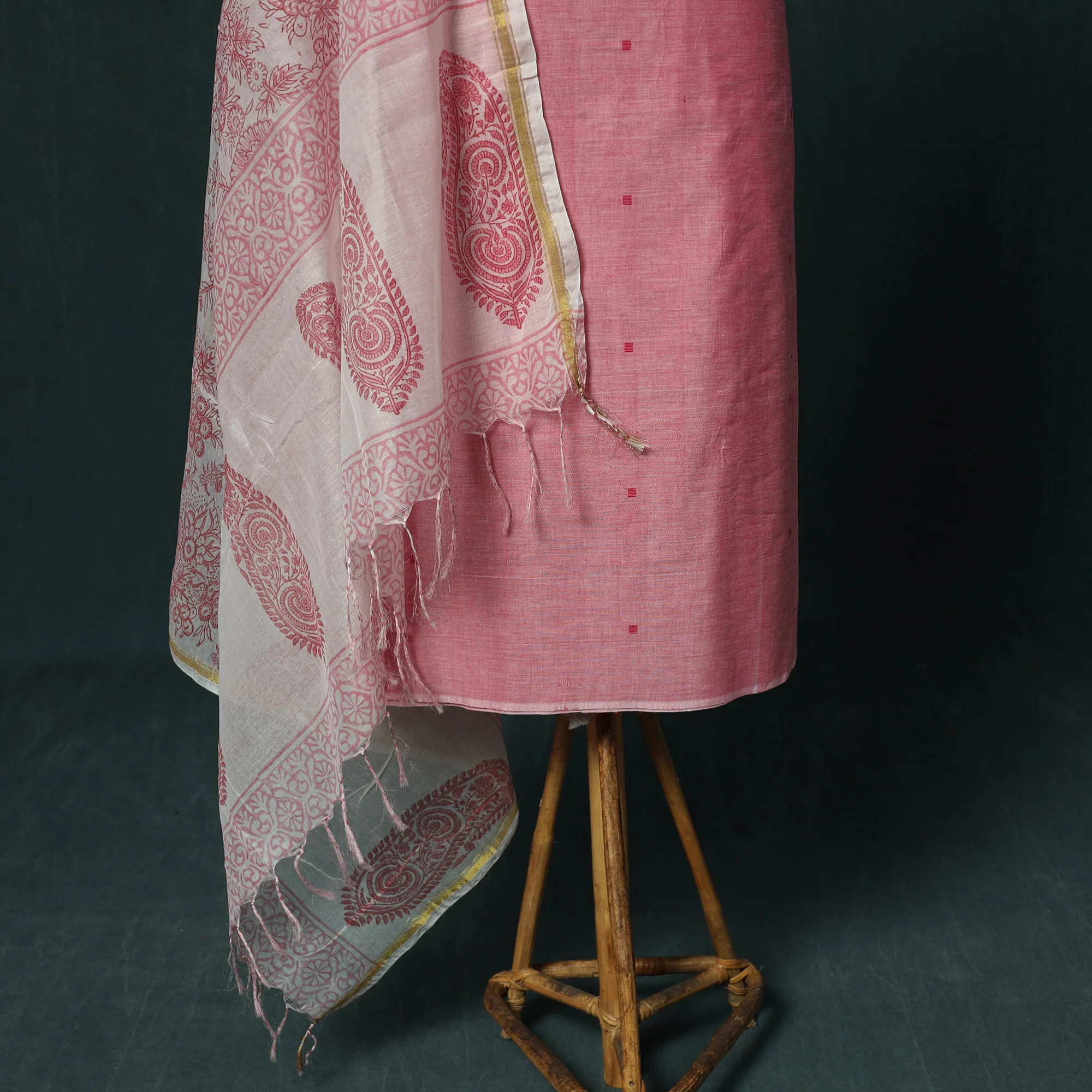 Handloom Mercerised Cotton Thread Buti Chanderi 2pc Unstitched Dress Material Kurta Set with Jewellery 13 - Image 4