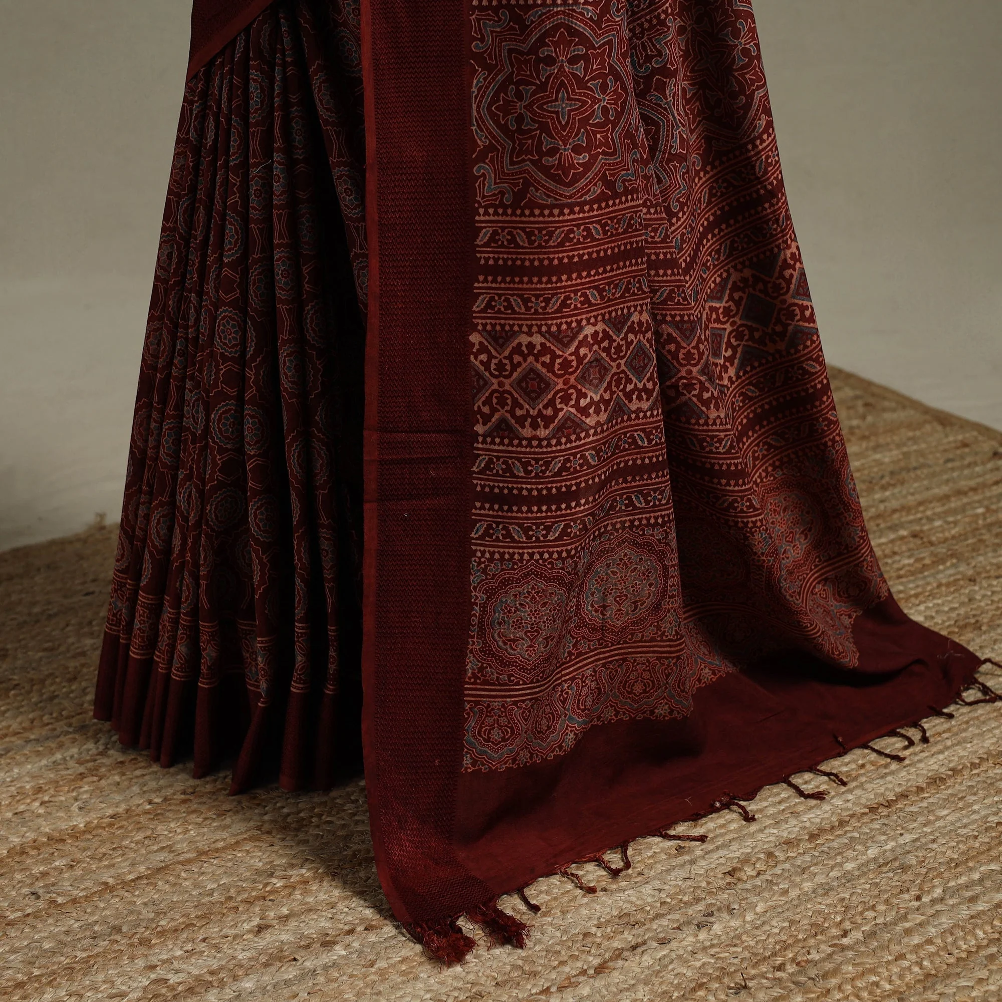Maroon - Handloom Natural Dyed Hand Block Print Maheshwari Cotton Ajrakh Saree with Tassels 04 - Image 4