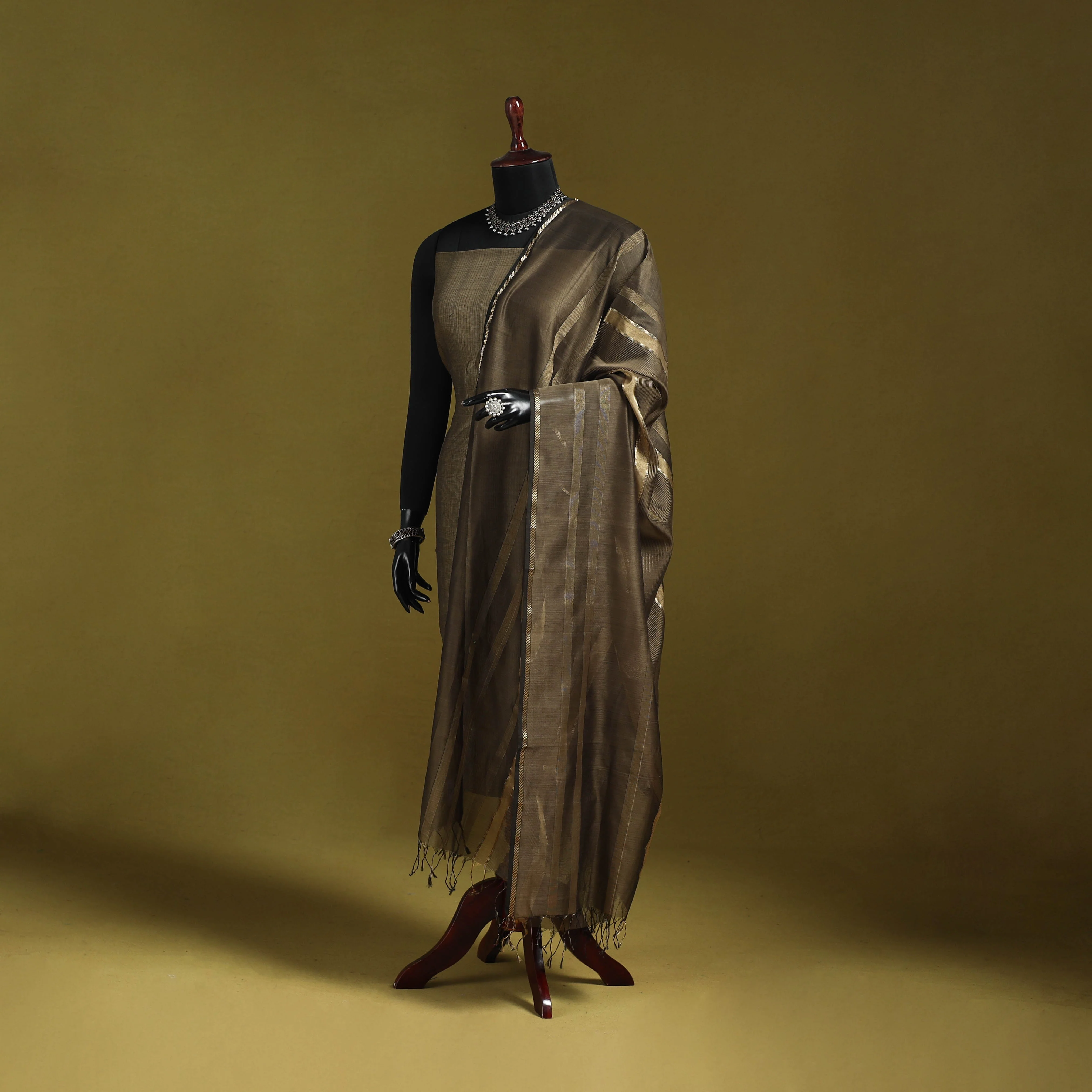 Brown - Handloom Silk Cotton Zari Work Maheshwari Dupatta 25