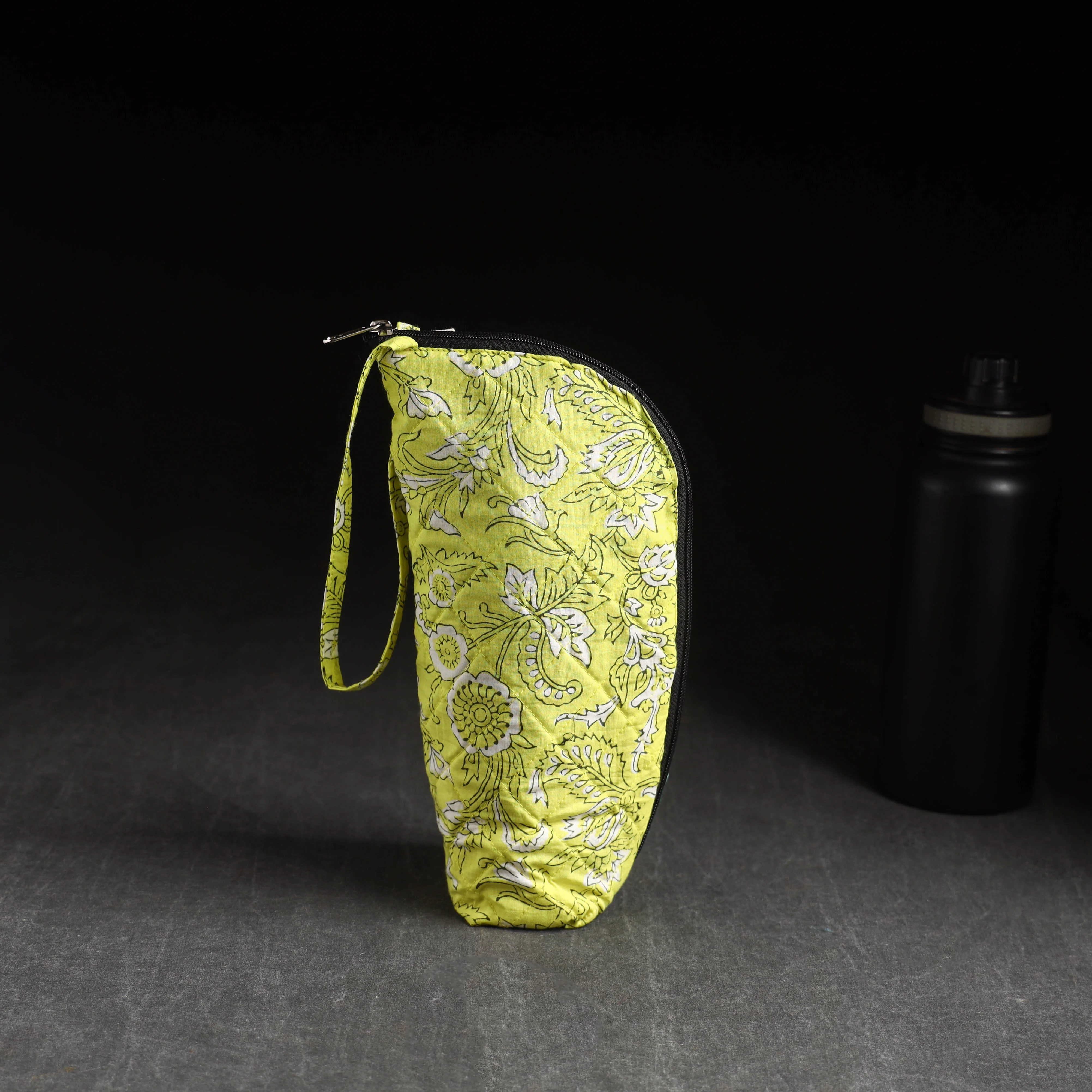Handmade 1L Water Bottle Cover 04
