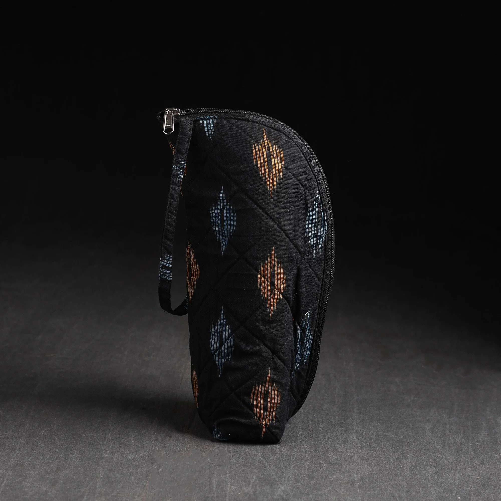 Black - Handmade 1L Water Bottle Cover 04 - Image 2