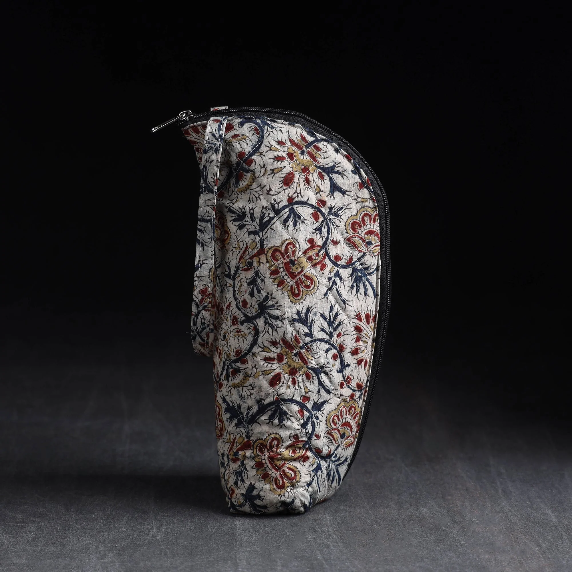 Beige - Handmade 1L Water Bottle Cover 07 - Image 2