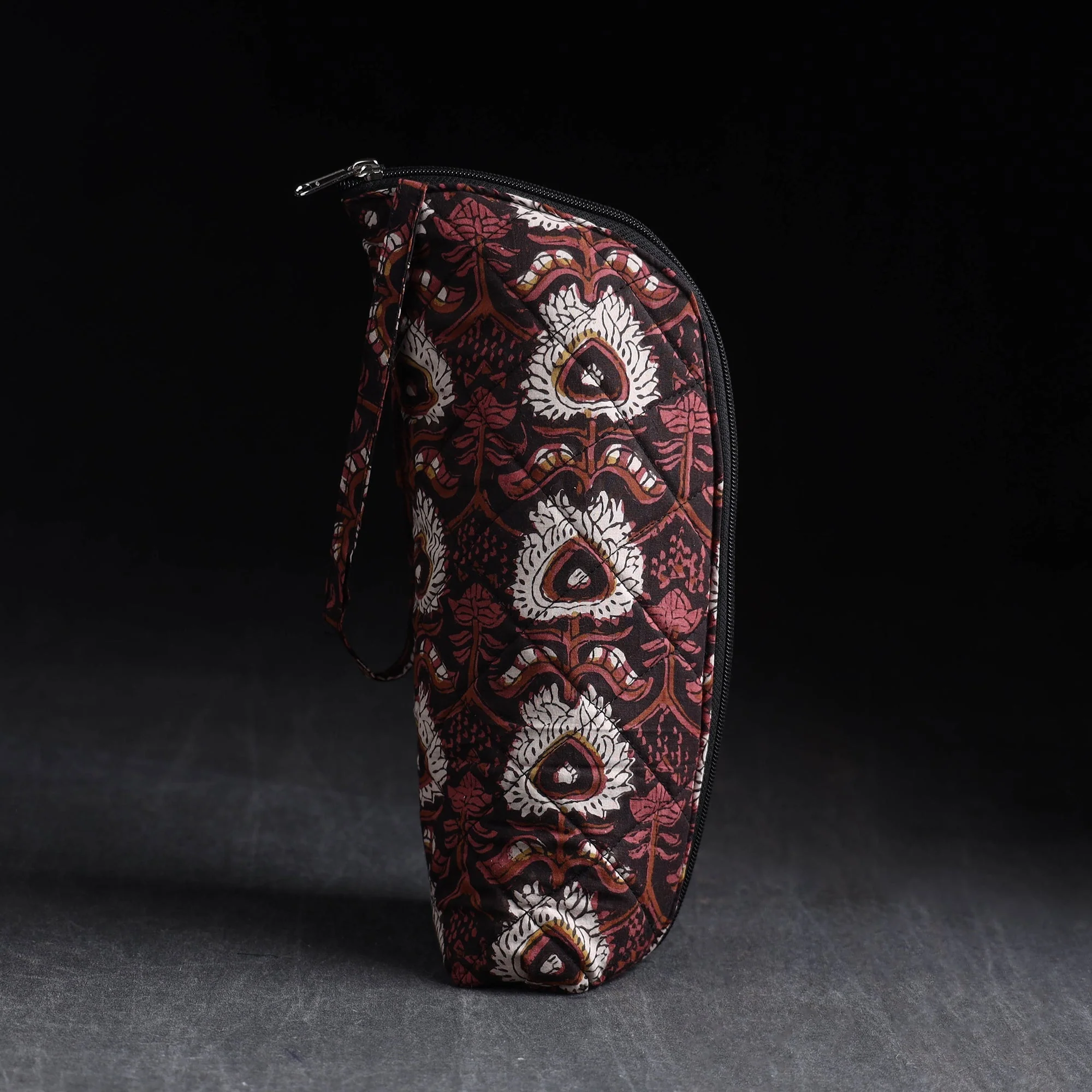 Red - Handmade 1L Water Bottle Cover 40 - Image 2