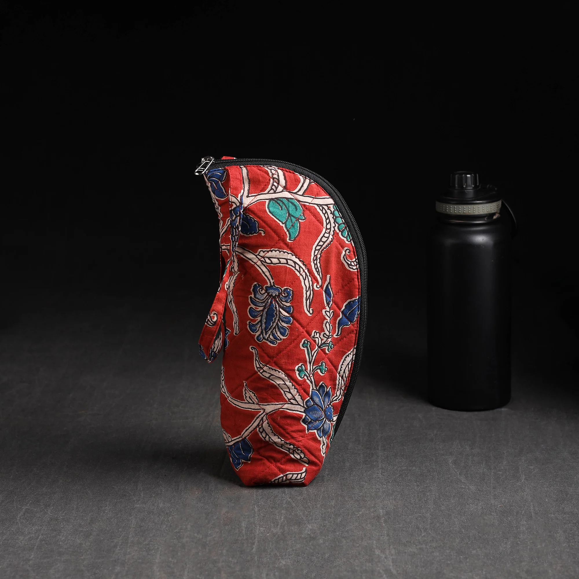 Red - Handmade 1L Water Bottle Cover 40