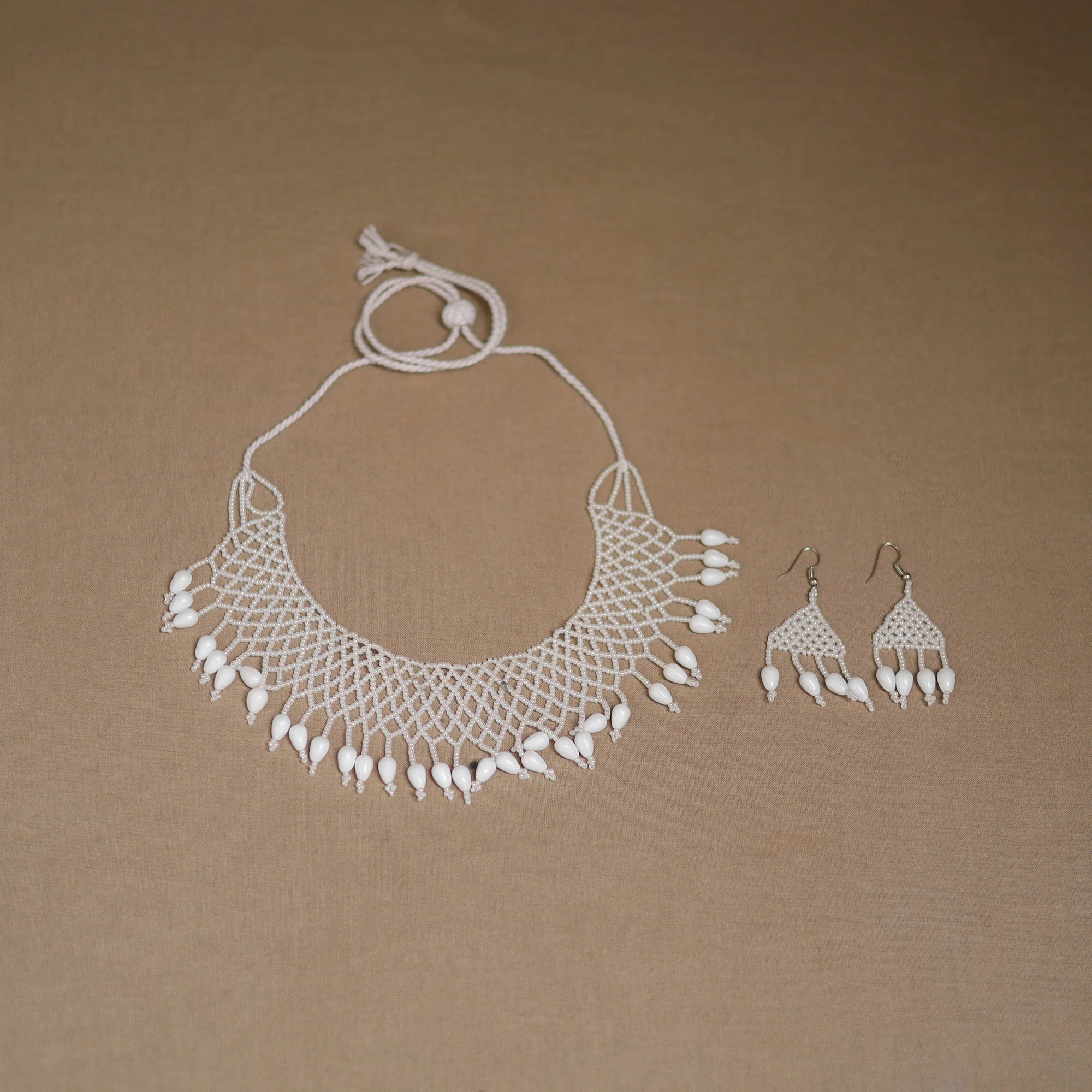 White - Handmade Beadwork Jaali Necklace Set 87 - Image 2