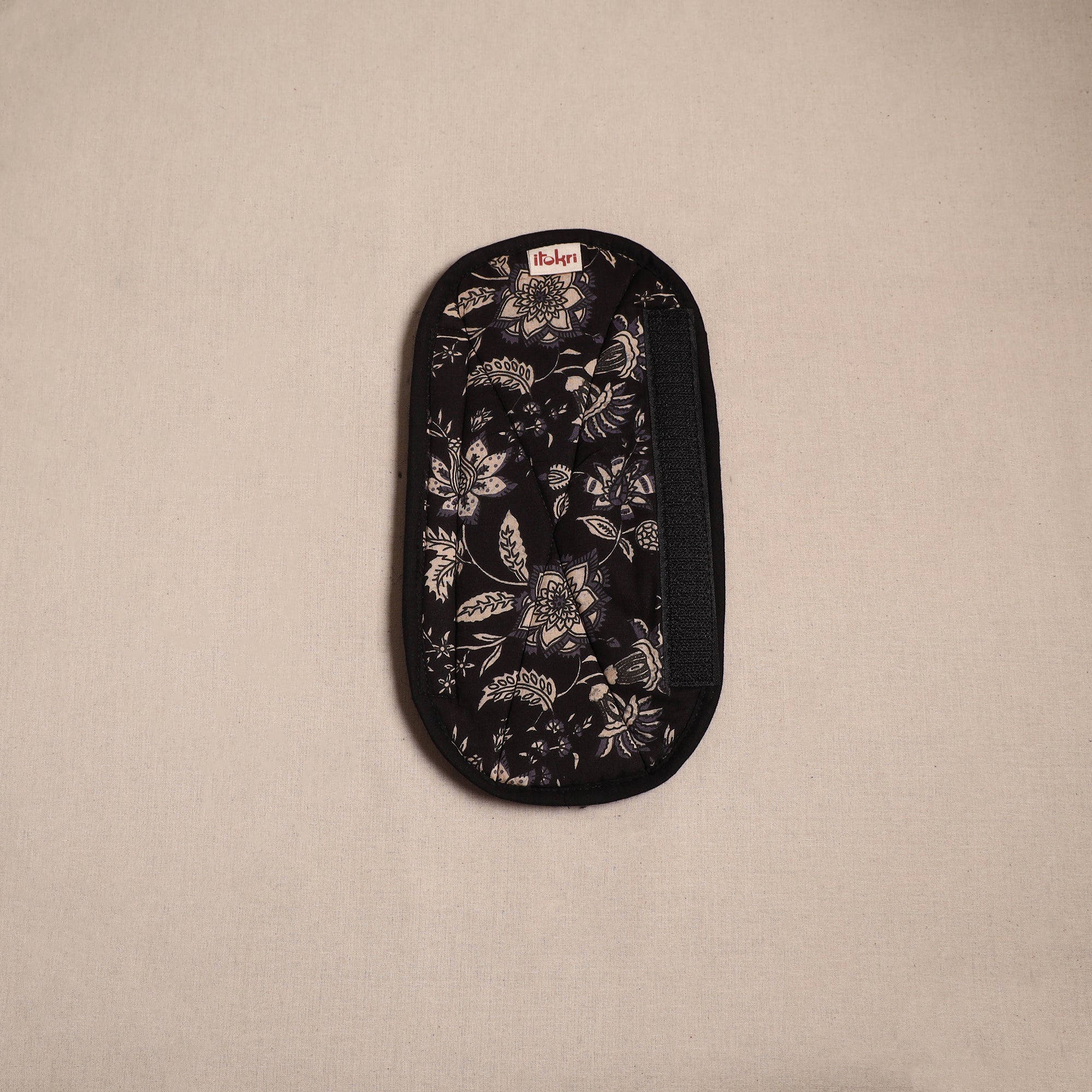 Black - Handmade Fridge Handle Cover 03 - Image 2