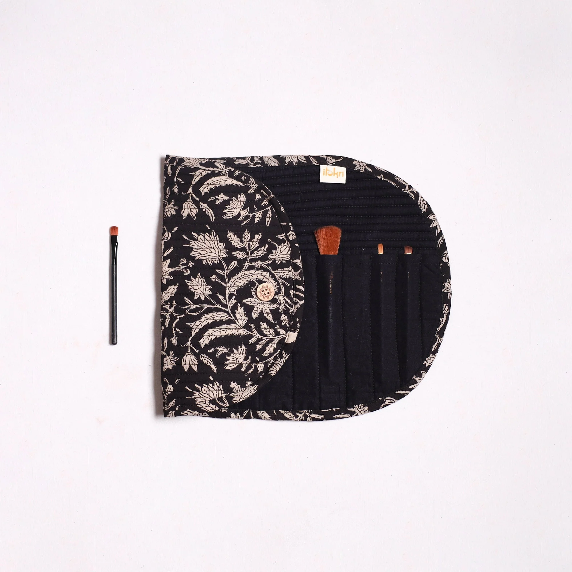 Black - Handmade Multipurpose Segmented Make-up Brush Wrap Pouch/Case 01