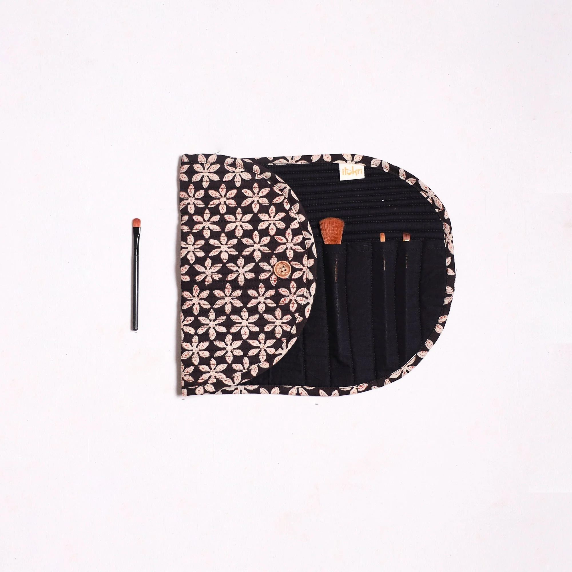 Black - Handmade Multipurpose Segmented Make-up Brush Wrap Pouch/Case 03