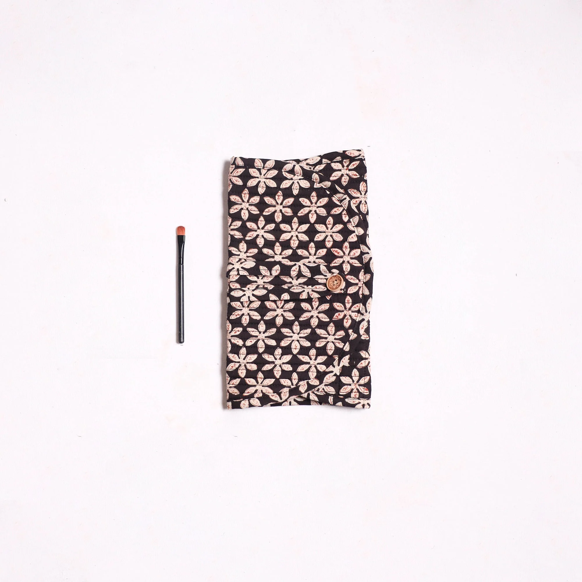 Black - Handmade Multipurpose Segmented Make-up Brush Wrap Pouch/Case 03 - Image 2