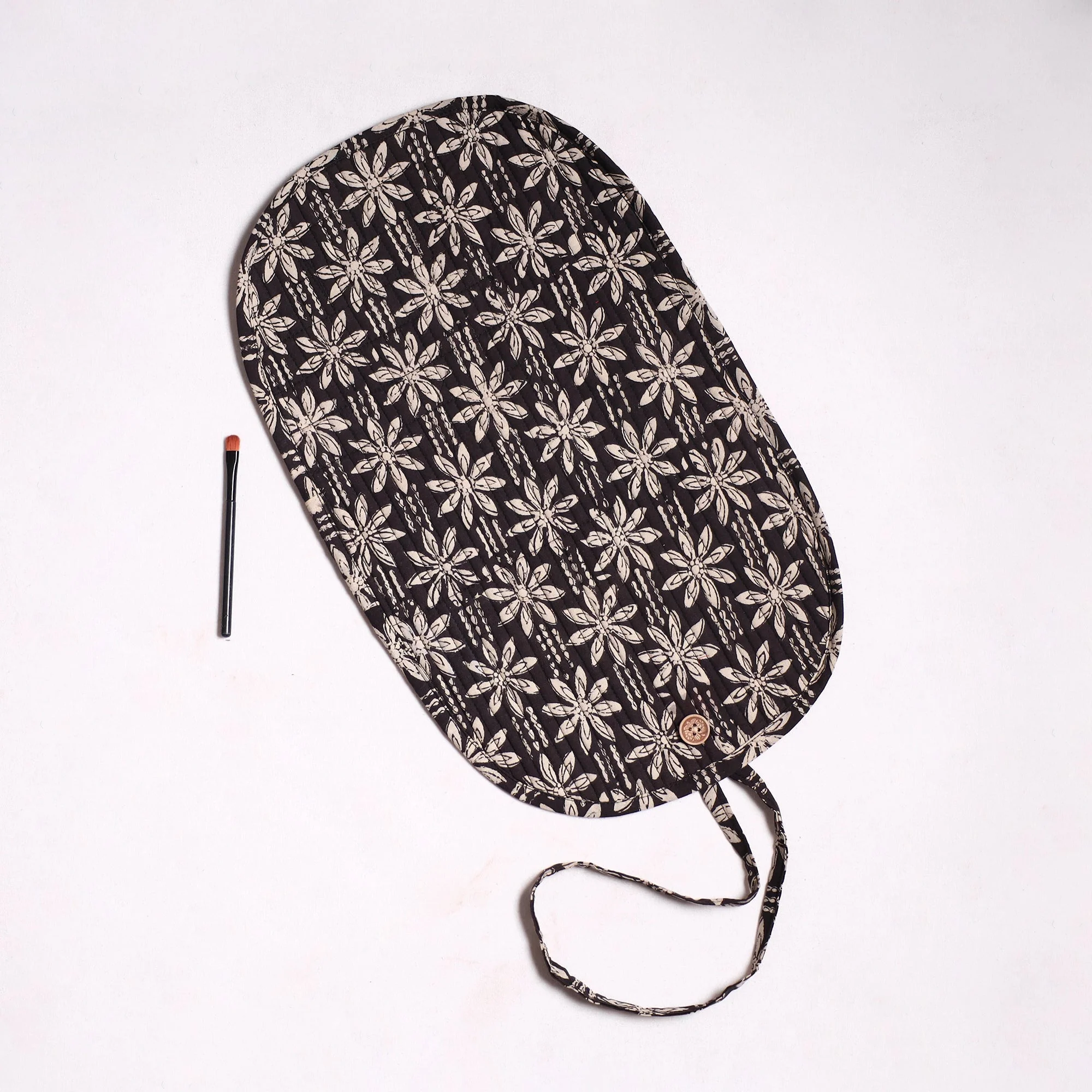 Black - Handmade Multipurpose Segmented Make-up Brush Wrap Pouch/Case 04 - Image 3