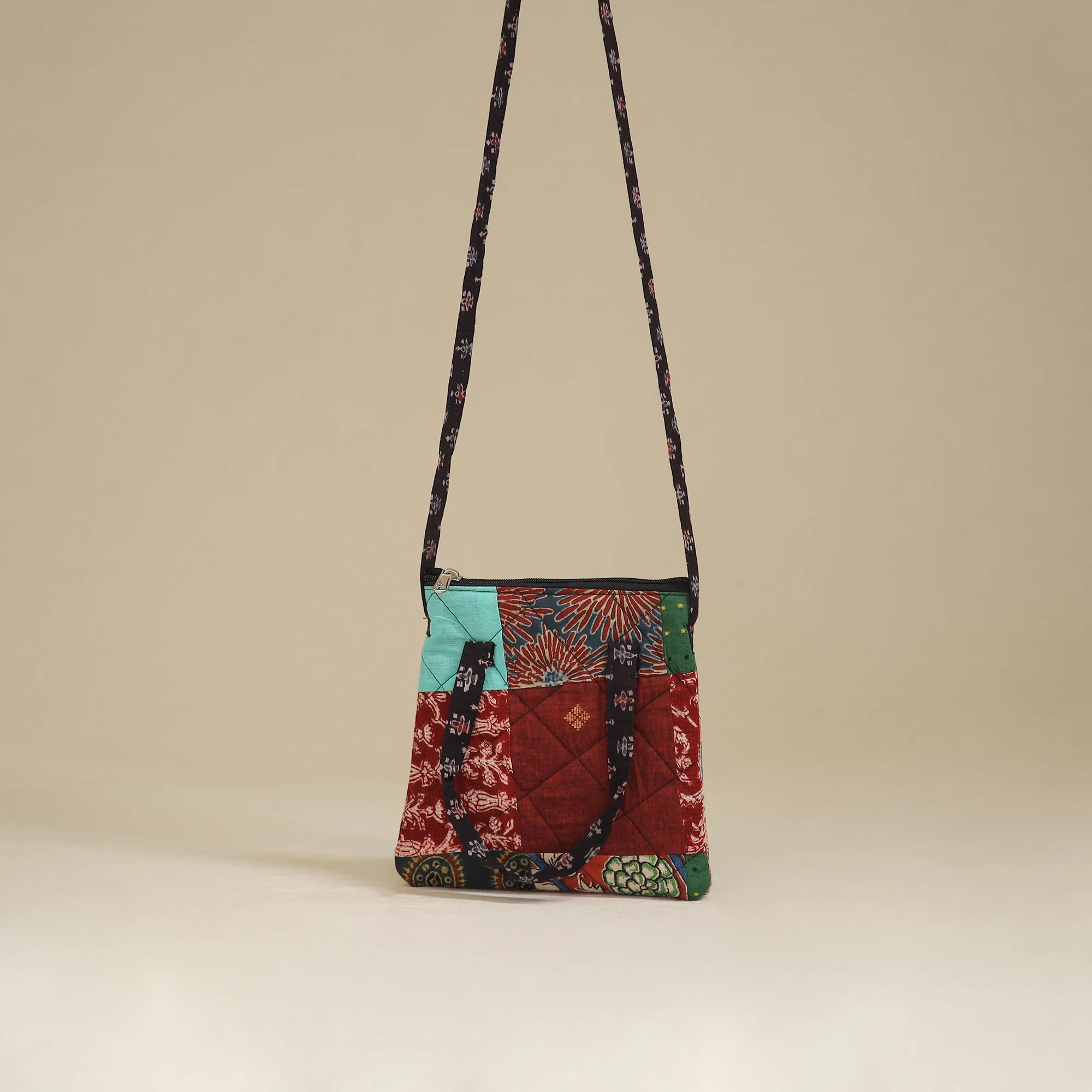 Handmade Quilted Patchwork Sling Bag 05 - Image 3