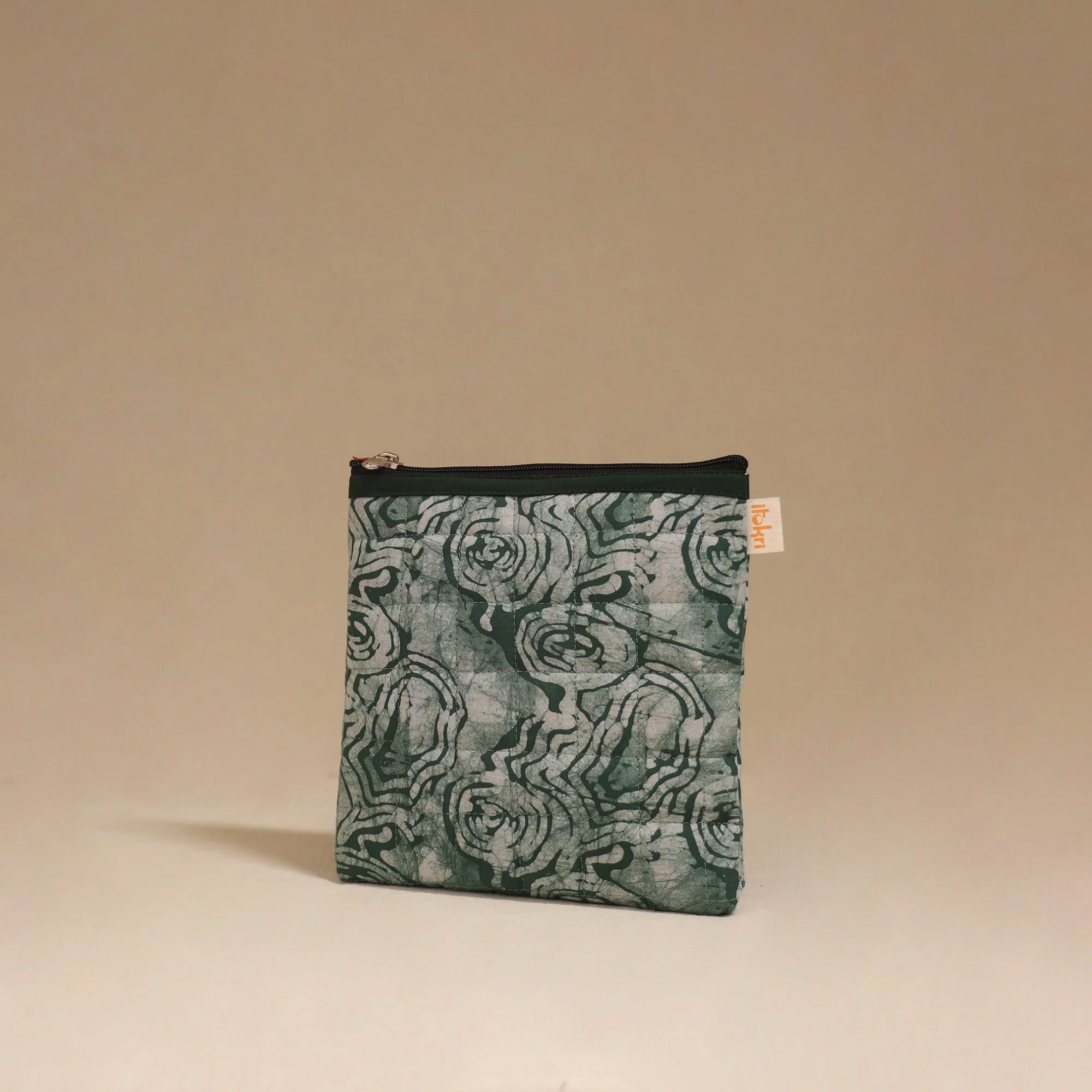 Green - Handmade Quilted Utility Pouch 03 - Image 2