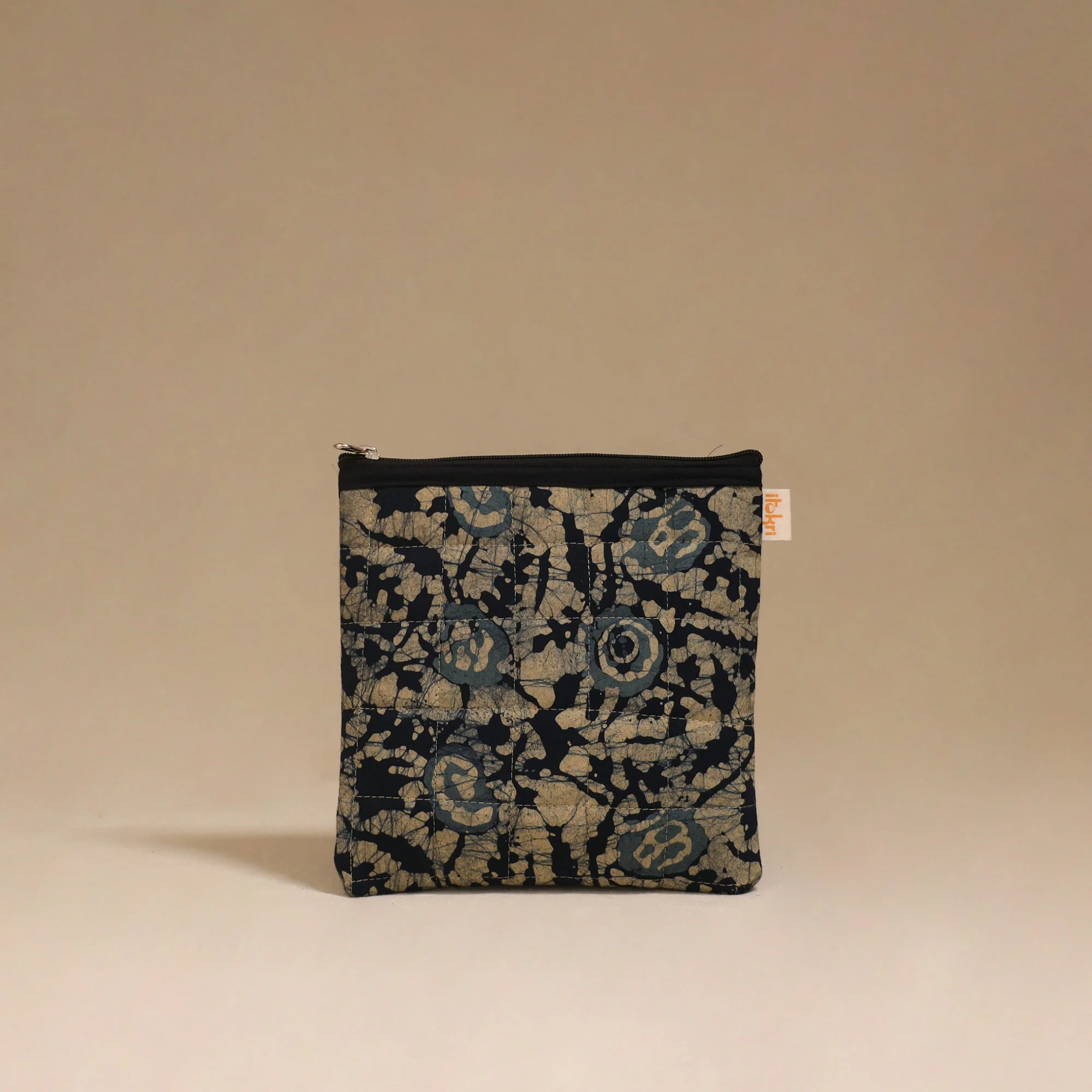 Green - Handmade Quilted Utility Pouch 04