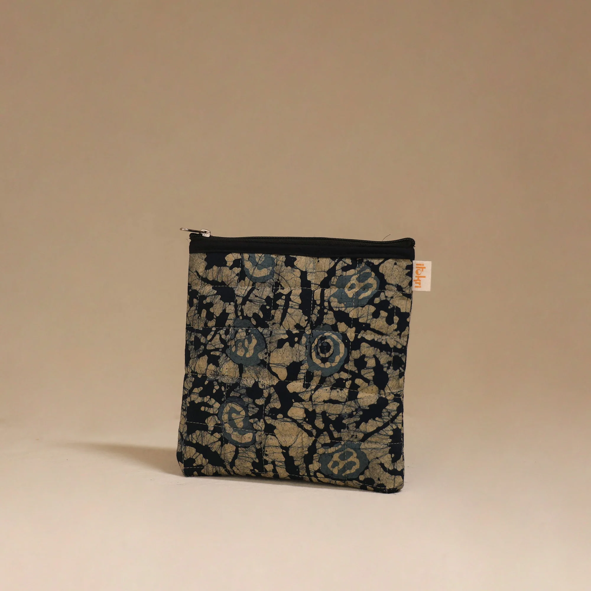 Green - Handmade Quilted Utility Pouch 04 - Image 2