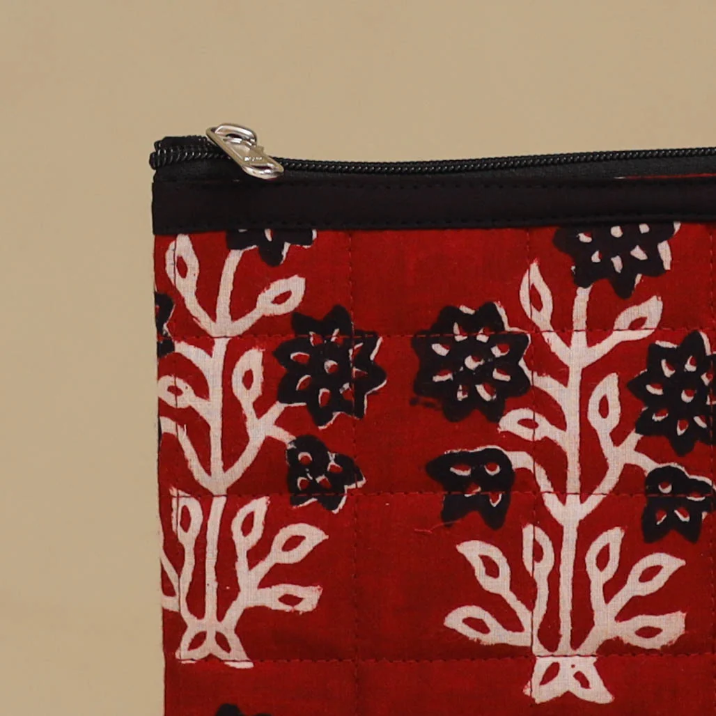 Handmade Quilted Utility Pouch 04 - Image 2