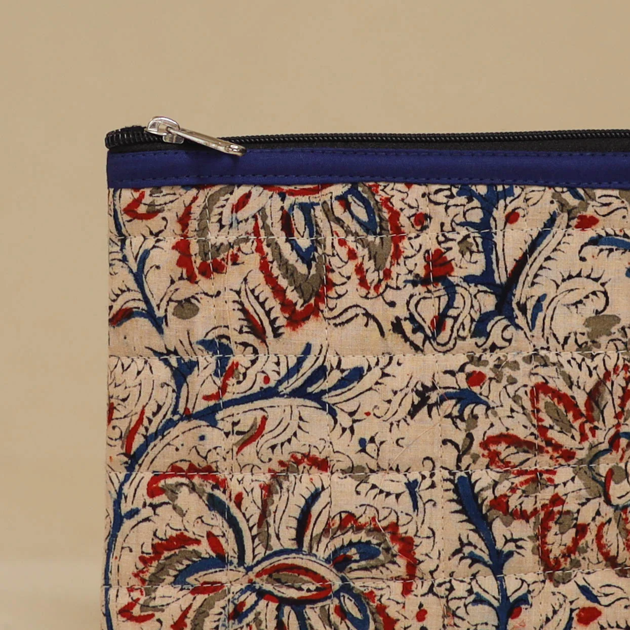 Handmade Quilted Utility Pouch 17 - Image 2