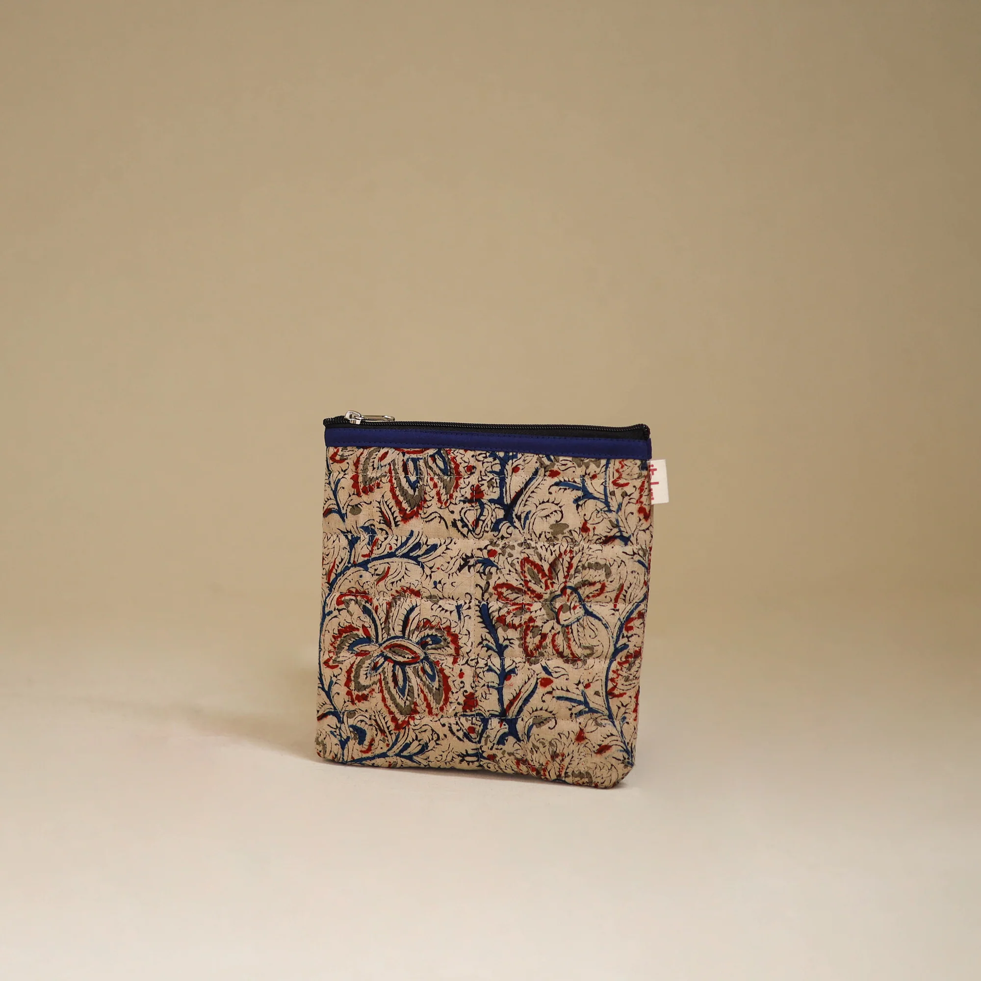 Handmade Quilted Utility Pouch 17 - Image 3