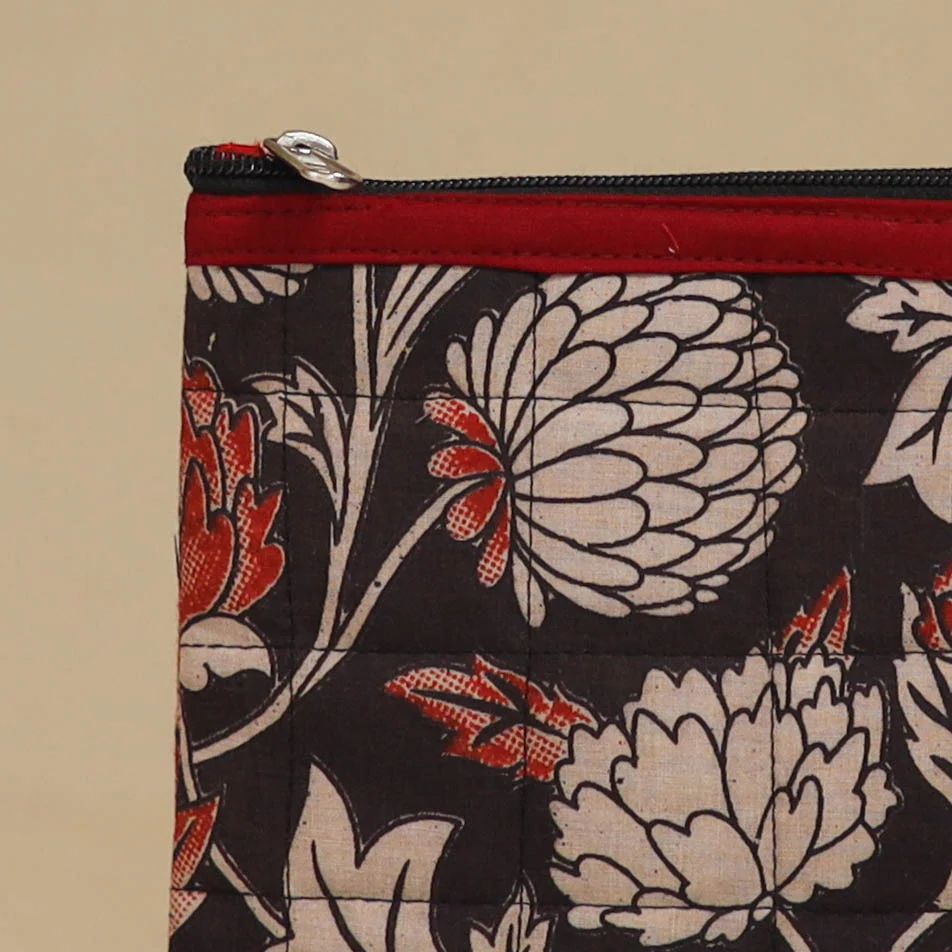 Handmade Quilted Utility Pouch 25 - Image 2