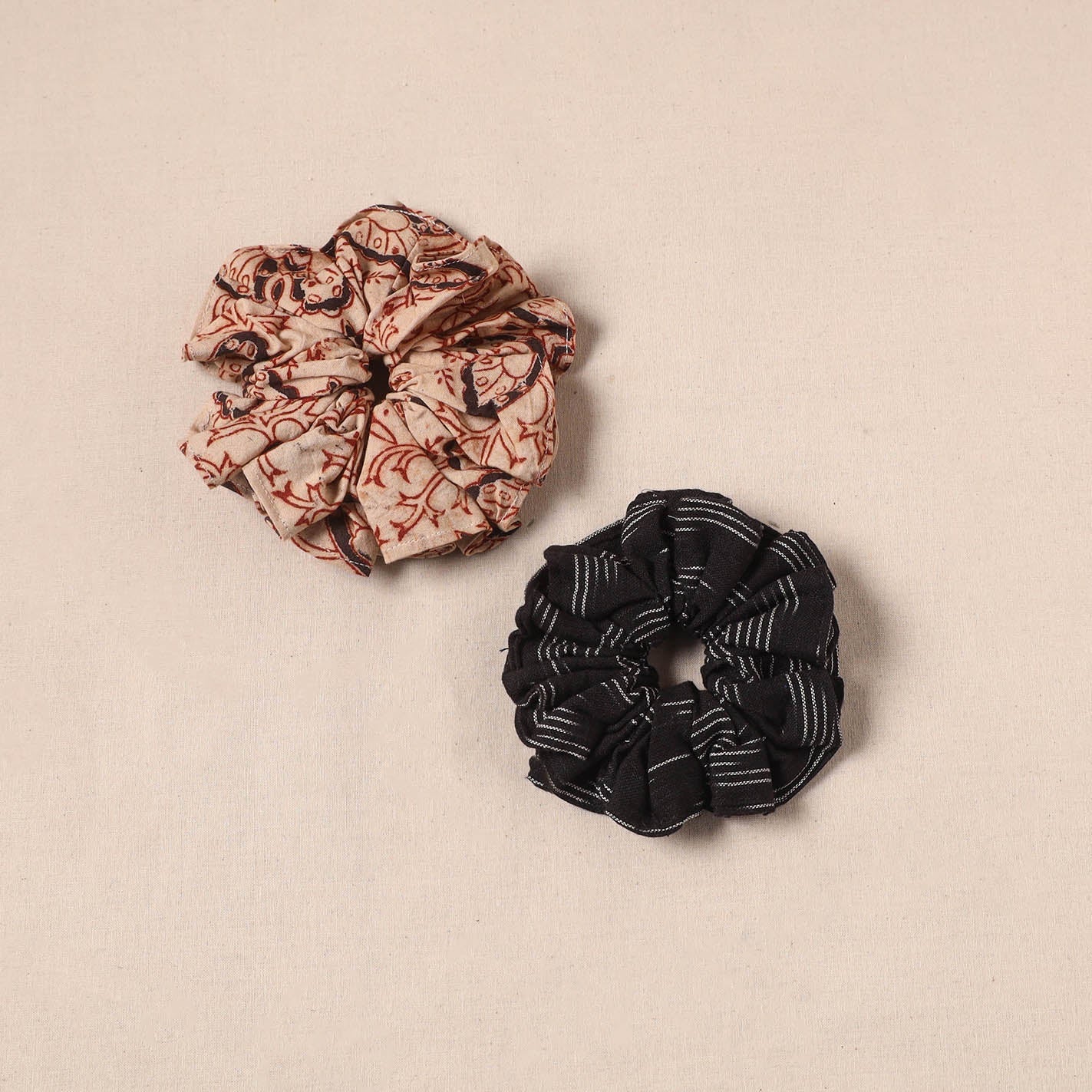 Multicolor - Handmade Rubber Band/Scrunchies (Set of 2) 14 - Image 2