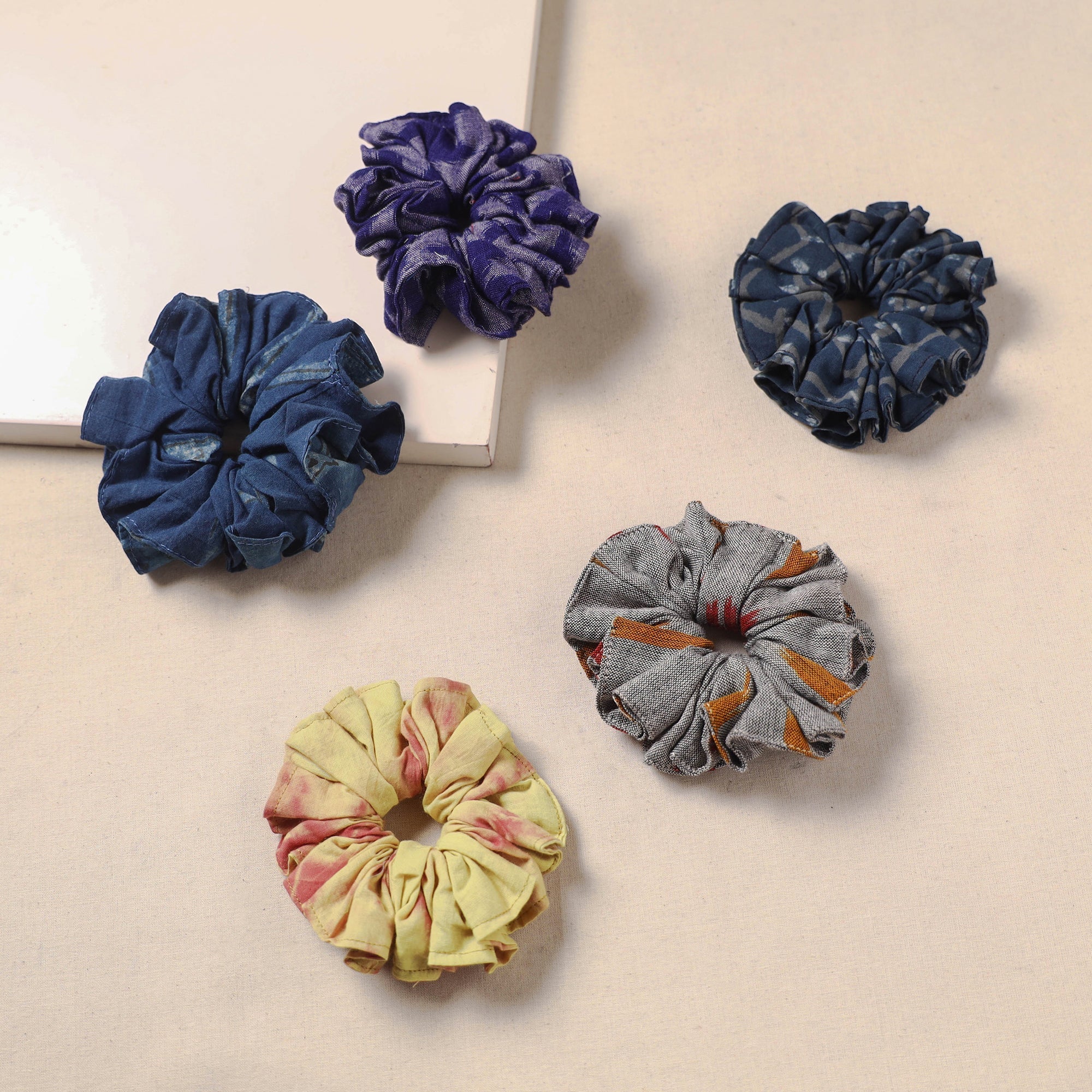 Multicolor - Handmade Rubber Band/Scrunchies (Set of 5) 115 - Image 2