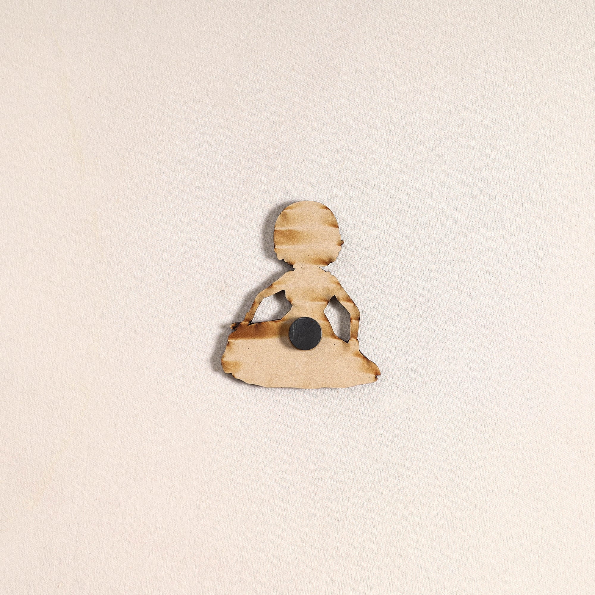 Handpainted Dancing Doll Fridge Magnet 01 - Image 3