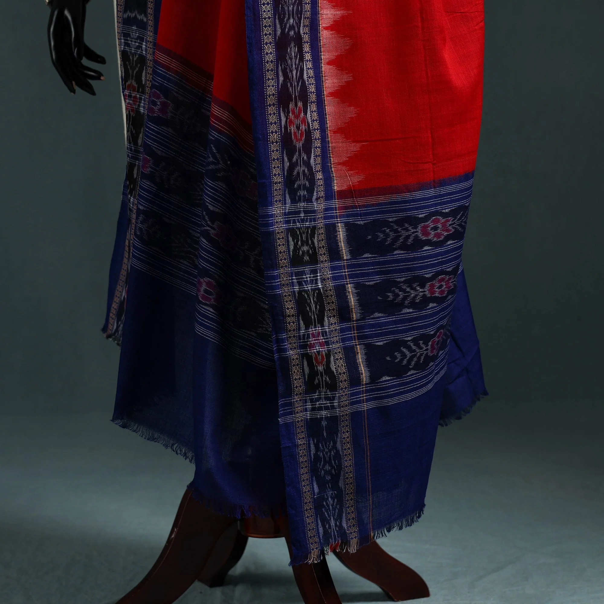 Red - Ikat Handloom Cotton Sambalpuri Dupatta 12 - Image 4