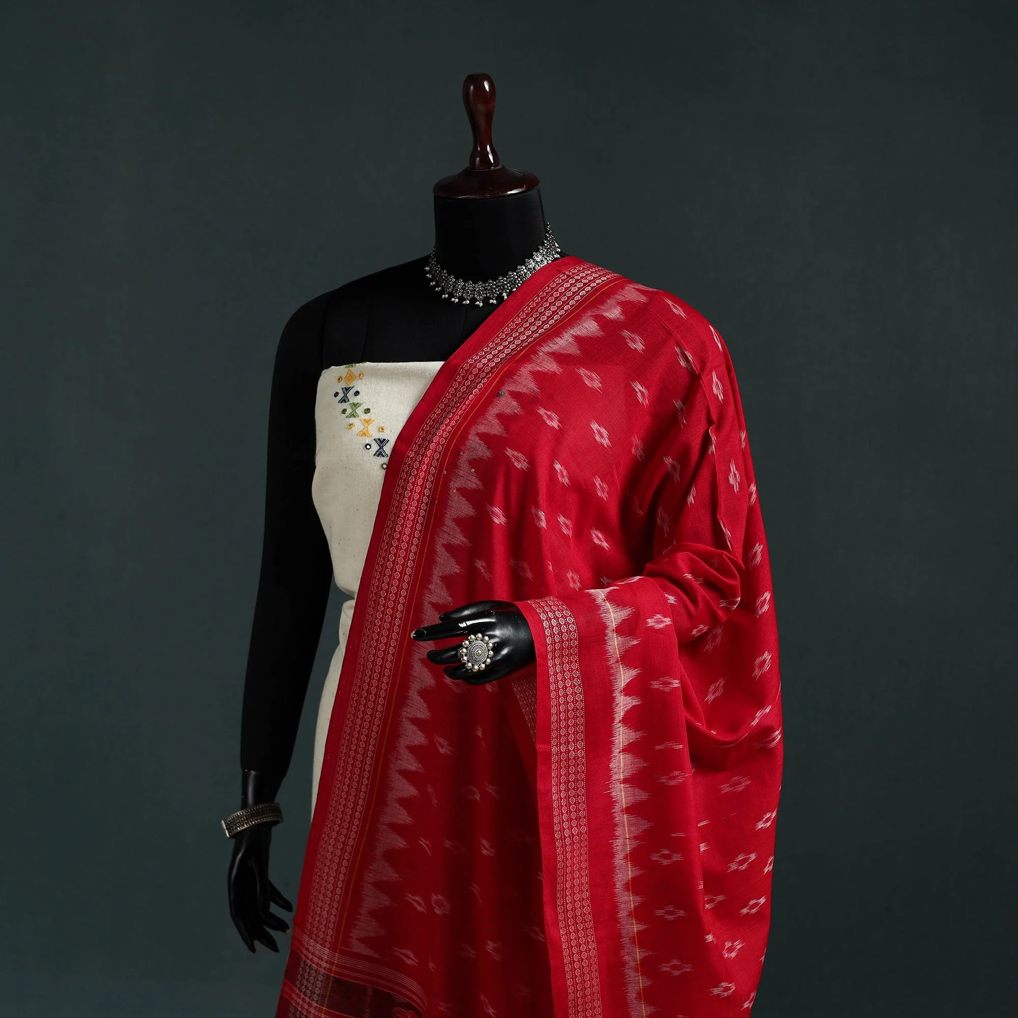Red - Ikat Handloom Cotton Sambalpuri Dupatta 17 - Image 2