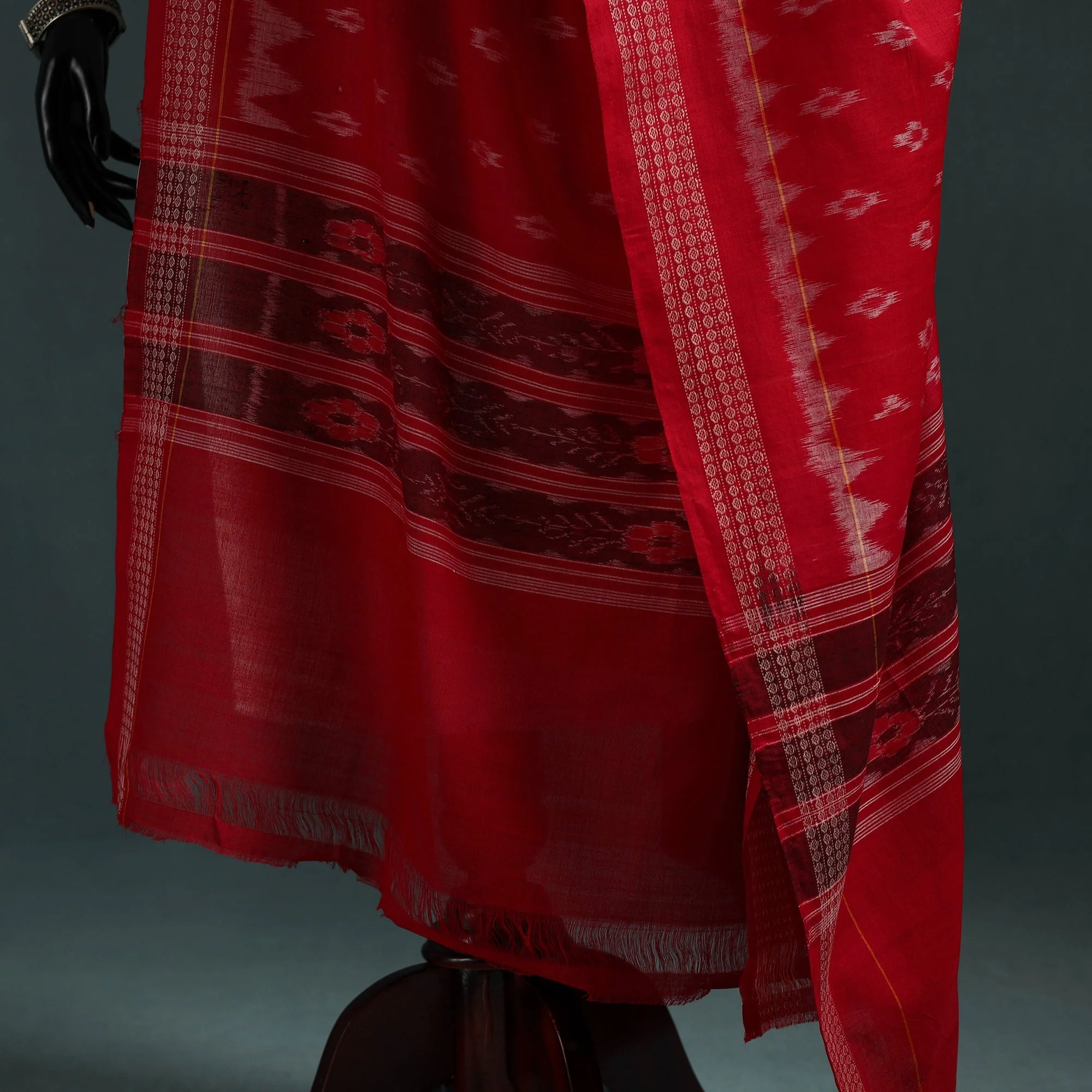 Red - Ikat Handloom Cotton Sambalpuri Dupatta 17 - Image 4