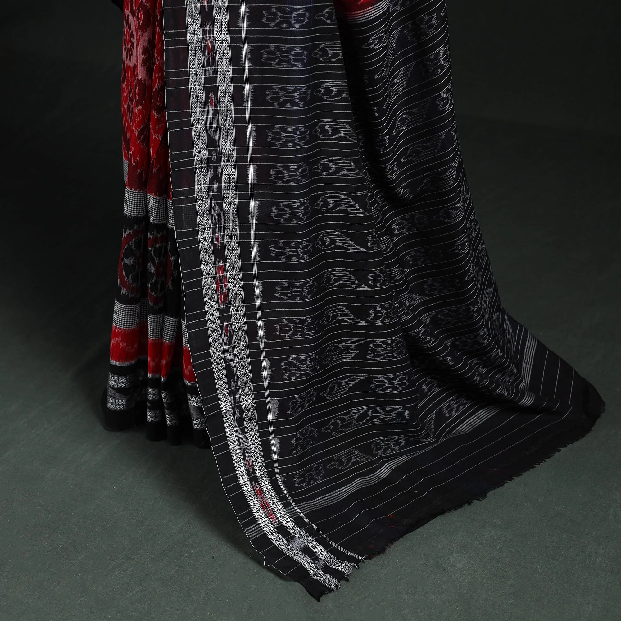 Multicolor - Ikat Handloom Cotton Sambalpuri Saree 02 - Image 4