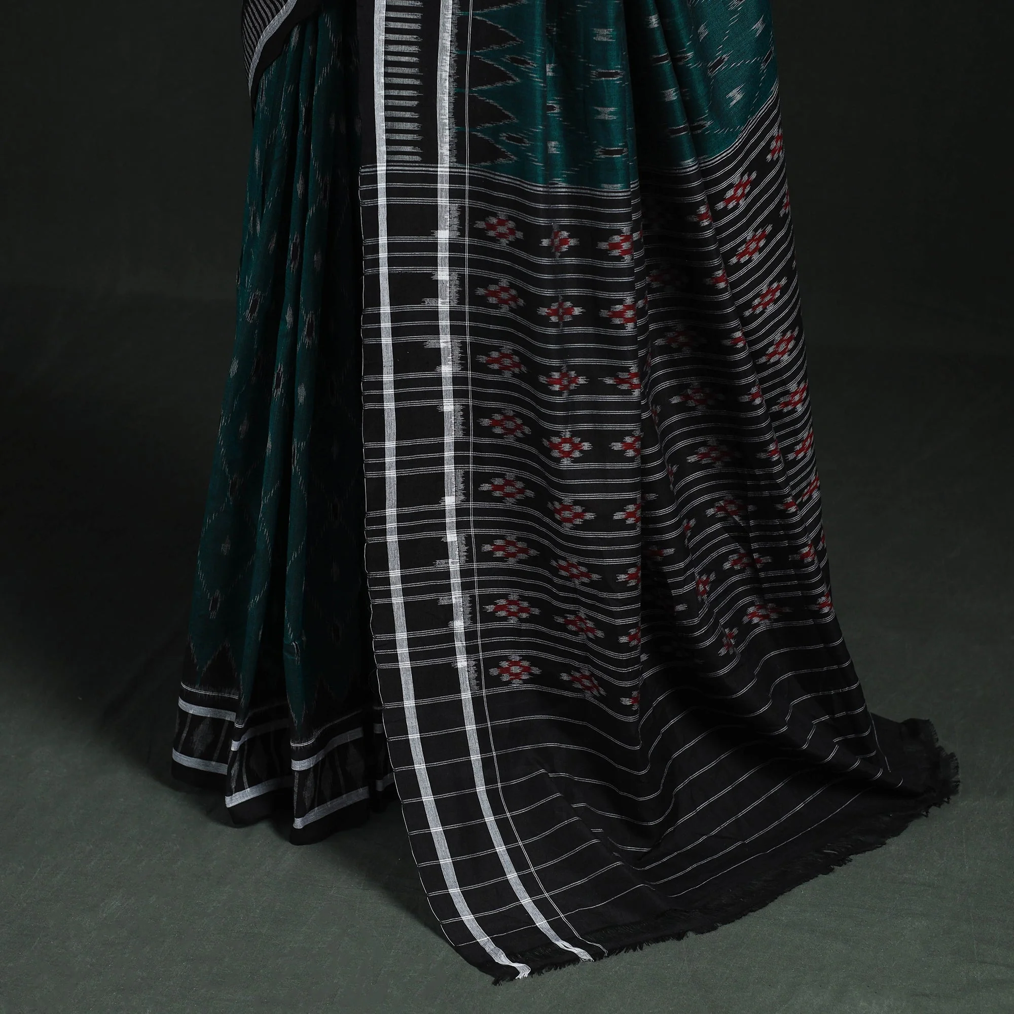 Green - Ikat Handloom Cotton Sambalpuri Saree 21 - Image 4