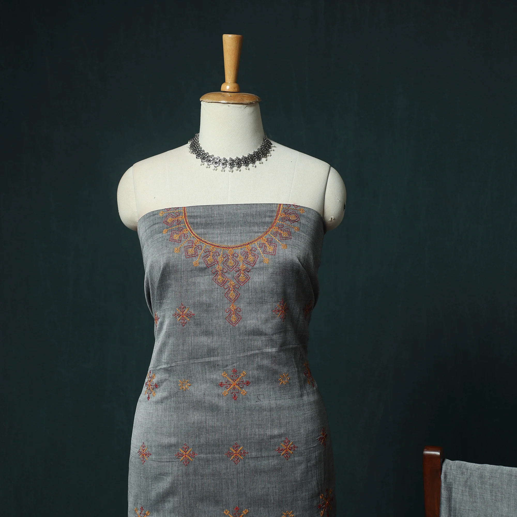 Grey - Ilkal Kasuti Embroidery Cotton 3pc Unstitched Dress Material Suit Set 28 - Image 3