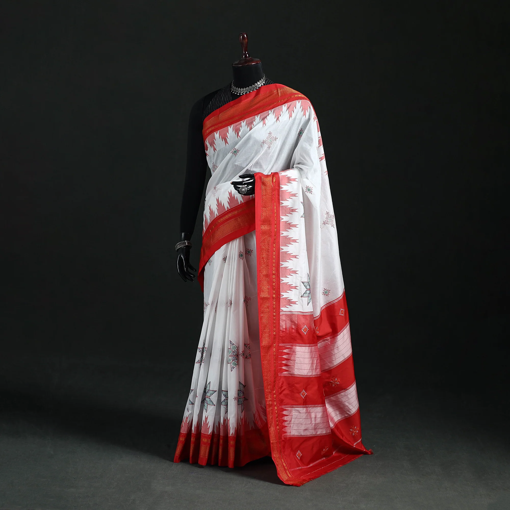 Ilkal Weave Kasuti Work Silk Cotton Zari Border Saree with Blouse Piece 11