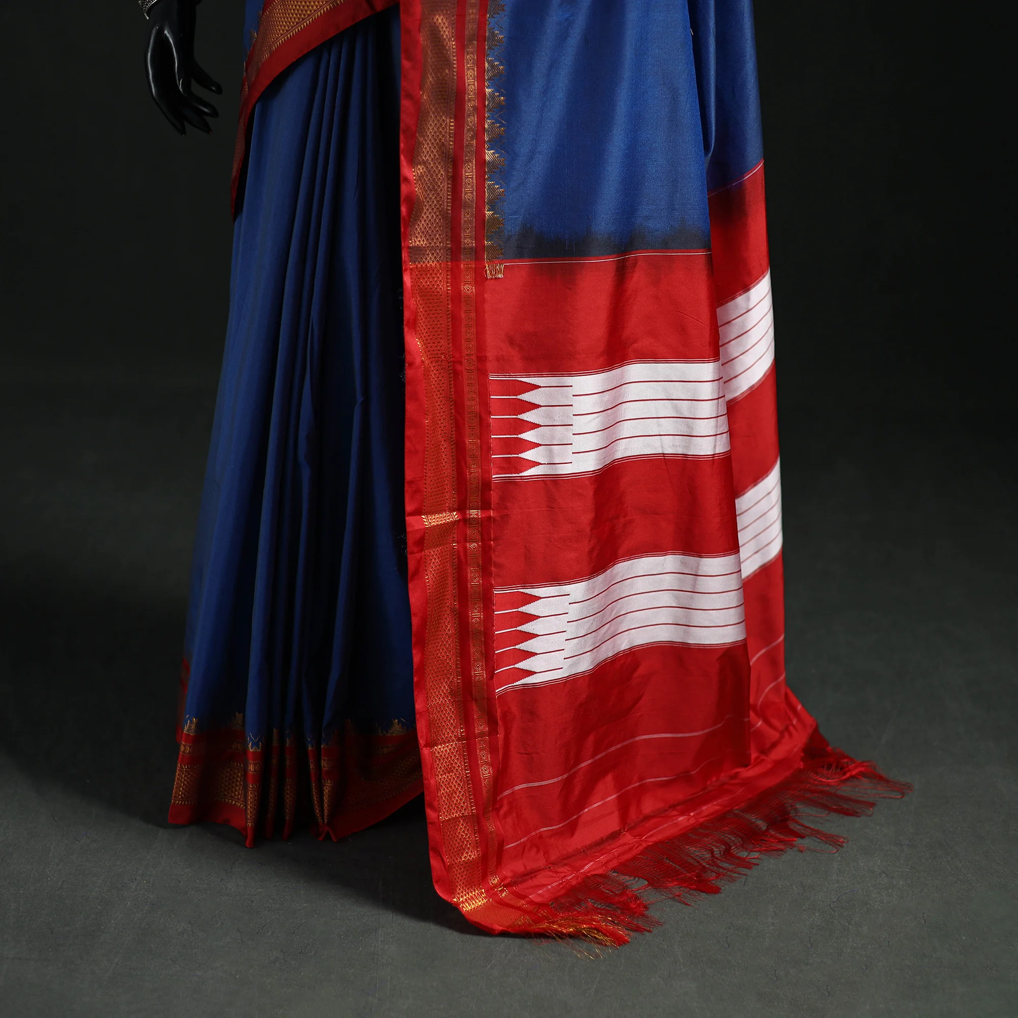 Ilkal Weave Silk Cotton Zari Border Saree with Blouse Piece 18 - Image 4